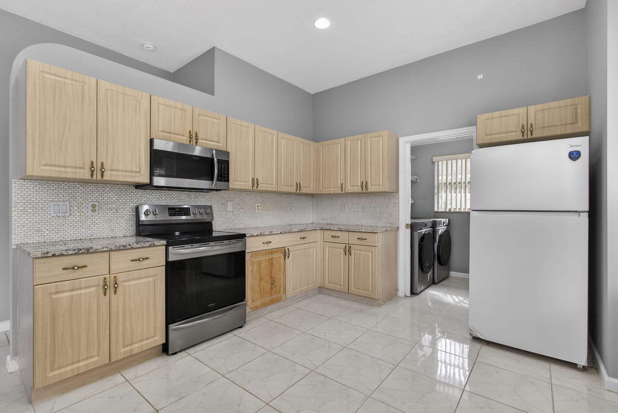 102 Brook Woode Court, Royal Palm Beach, FL 33411 — photo 20 of 63