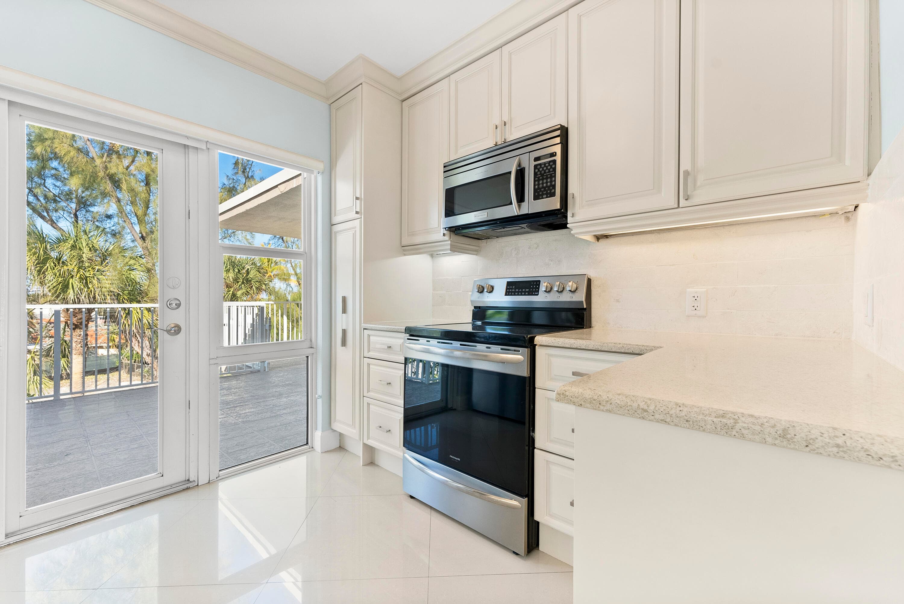 1203 Hillsboro Mile P3, Hillsboro Beach, FL 33062 — photo 32 of 68