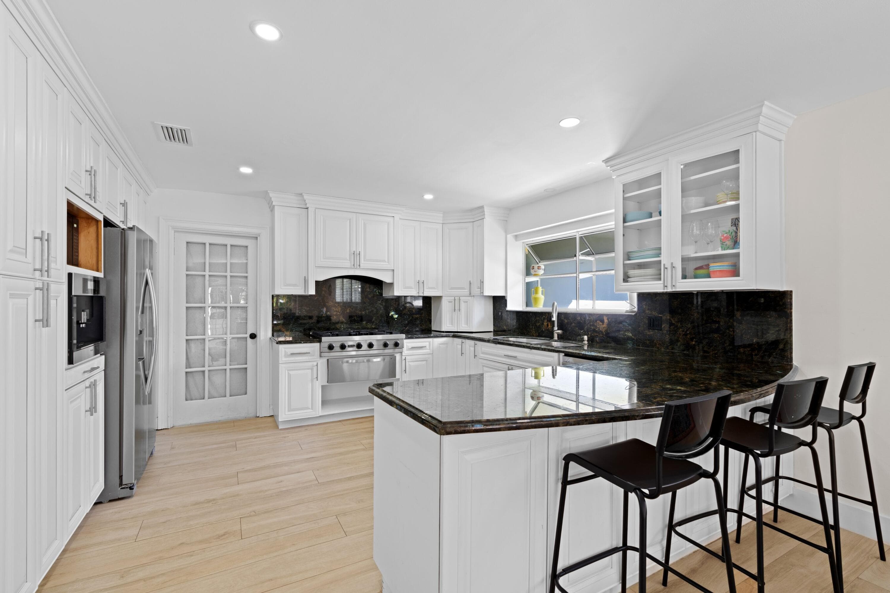 486 NW 1st Street, Boca Raton, FL 33432 — photo 10 of 48