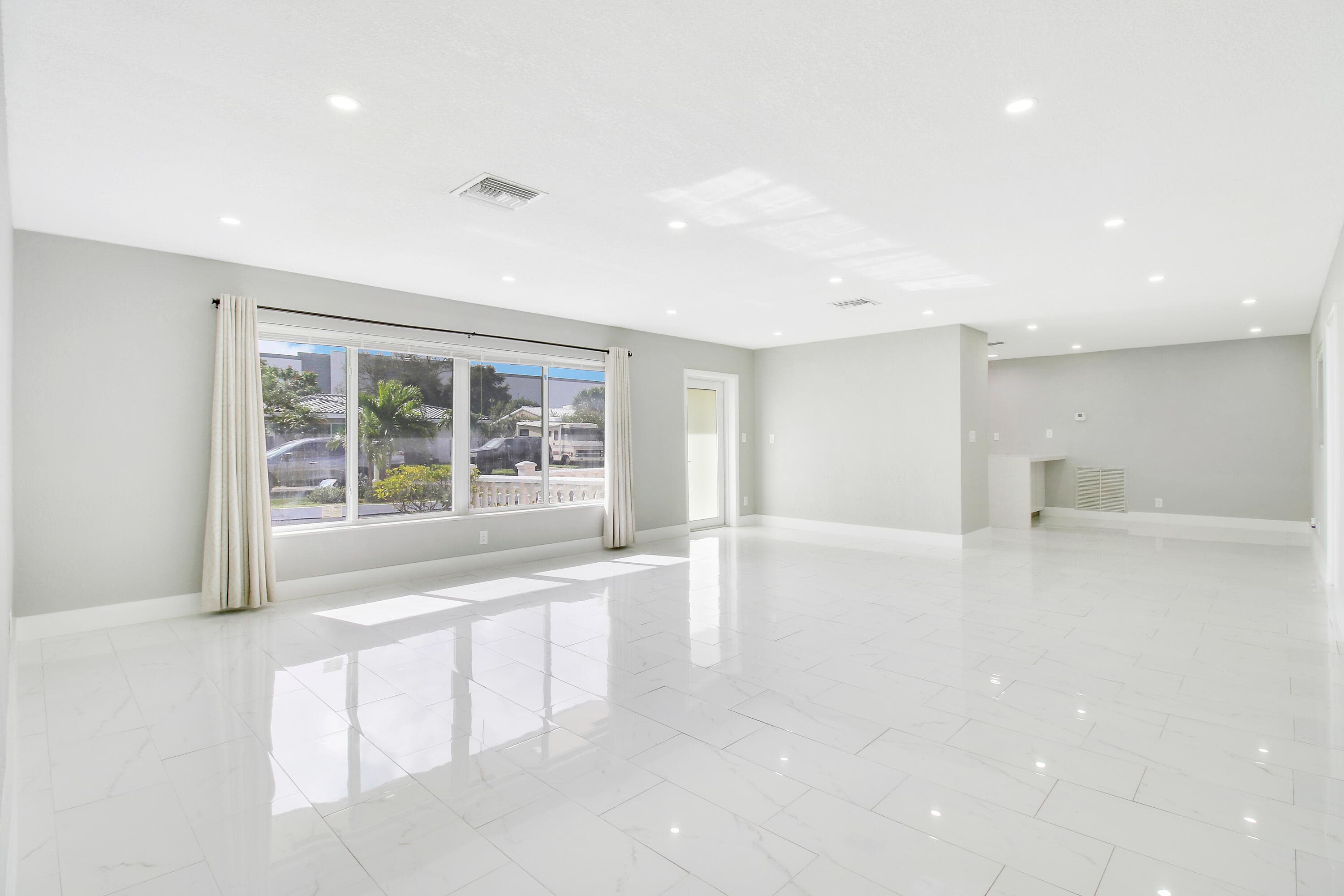 1231 SW 32nd Street, Fort Lauderdale, FL 33315 — photo 7 of 30