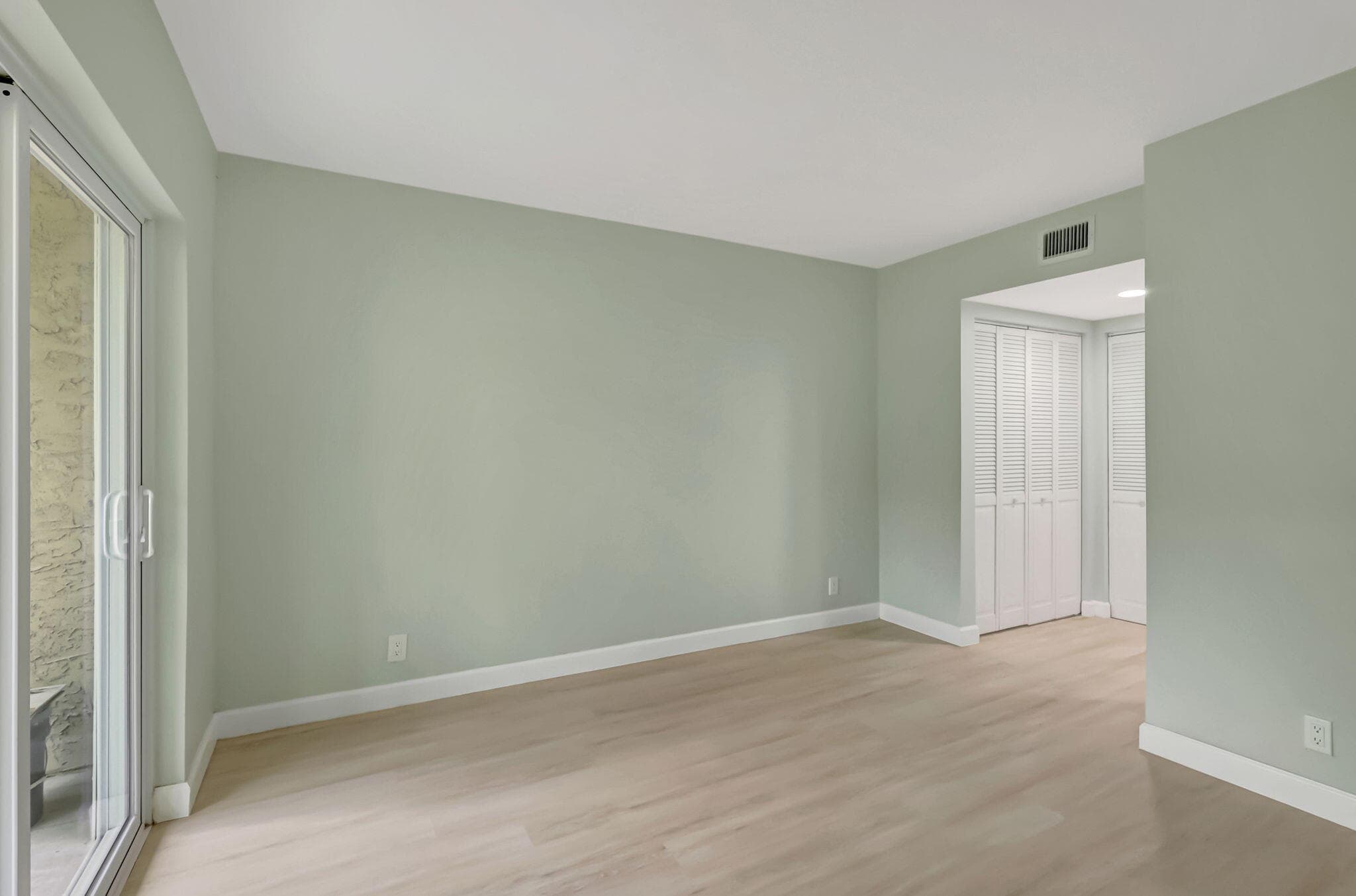 1538 SE Royal Green Circle 102, Port St. Lucie, FL 34952 — photo 15 of 32