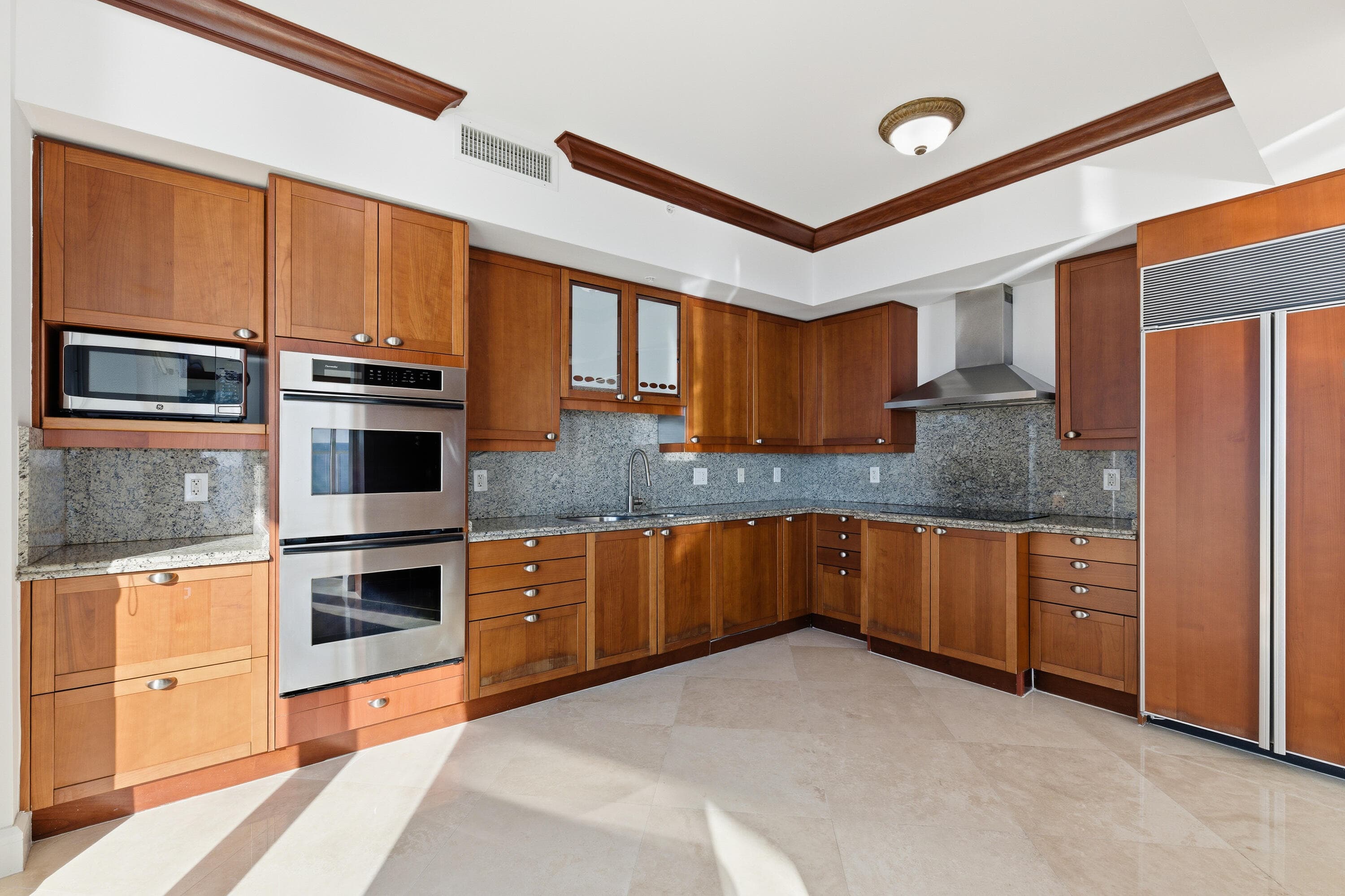 1063 Hillsboro Mile 301, Hillsboro Beach, FL 33062 — photo 19 of 75