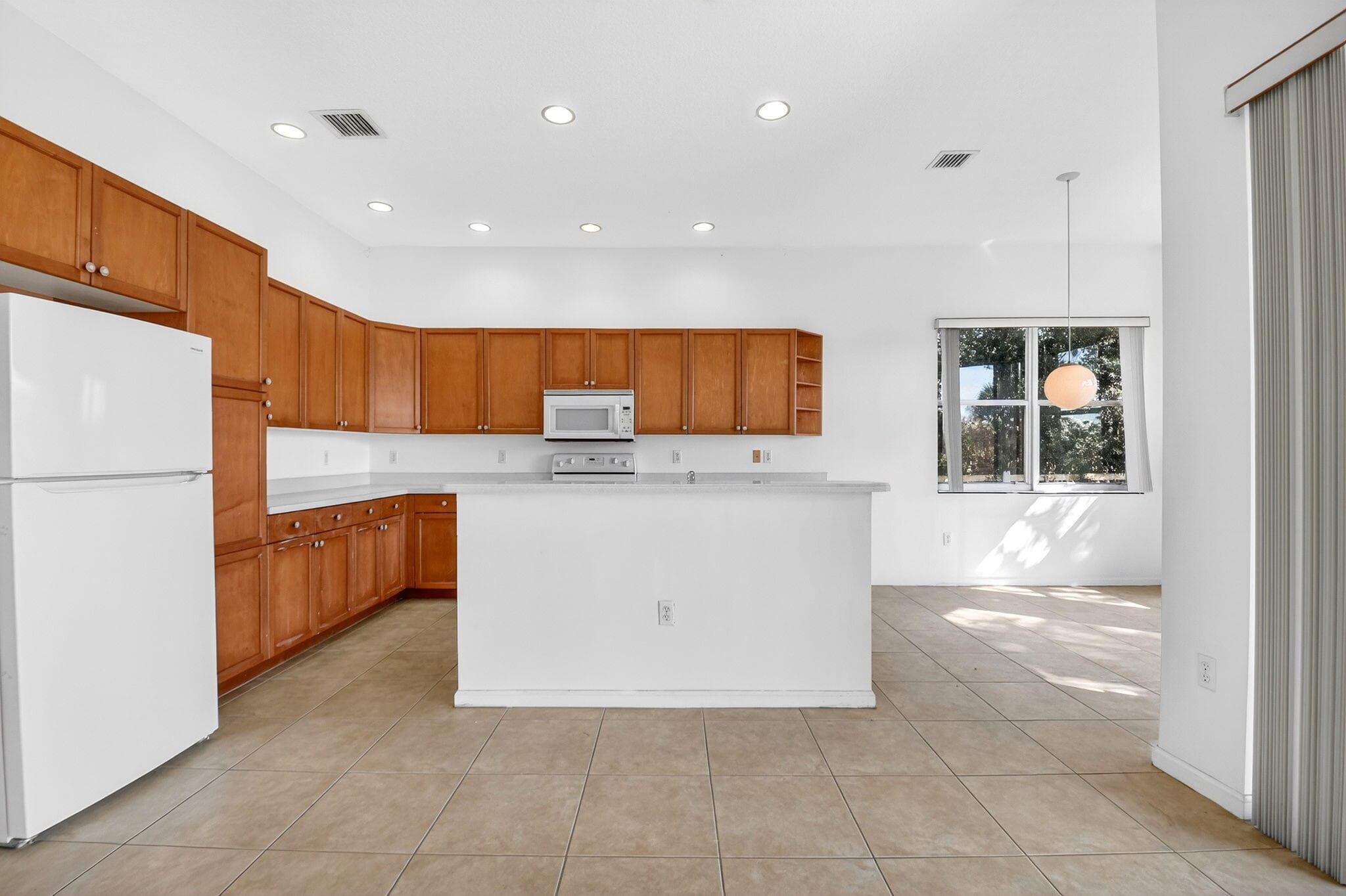 2431 Westmont Drive, Royal Palm Beach, FL 33411 — photo 16 of 46
