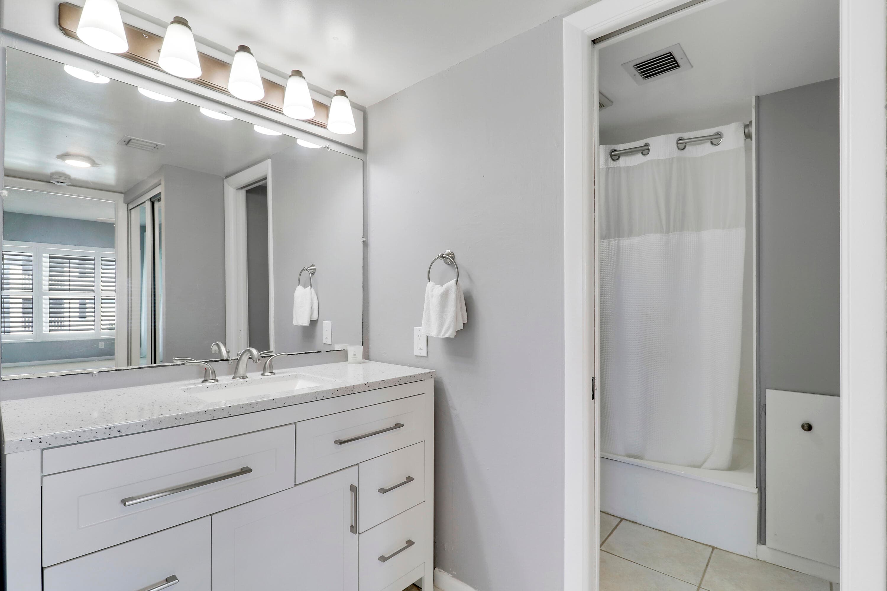 155 Yacht Club Drive 308, North Palm Beach, FL 33408 — photo 13 of 20