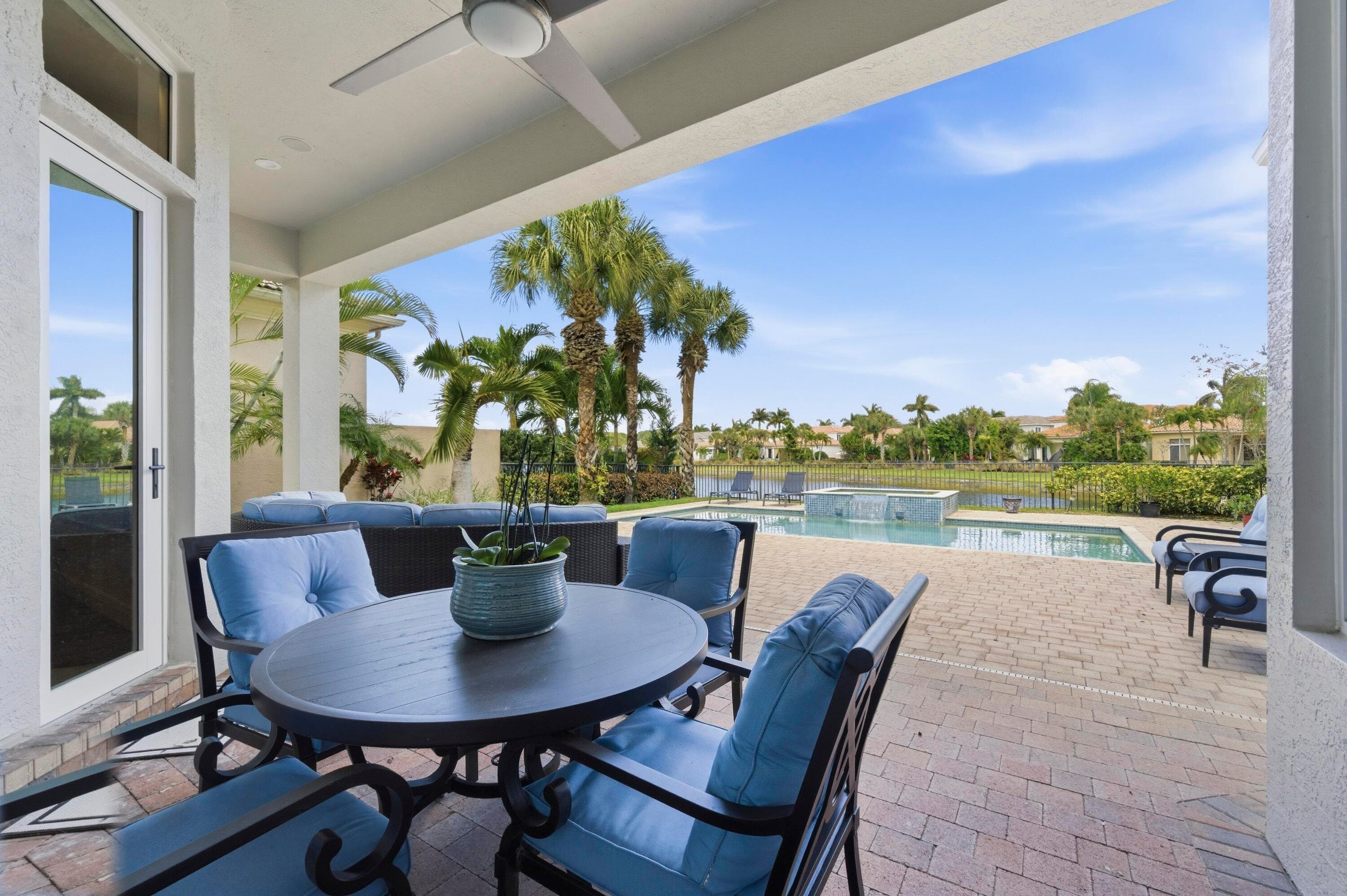 102 Tranquilla Drive, Palm Beach Gardens, FL 33418 — photo 5 of 33