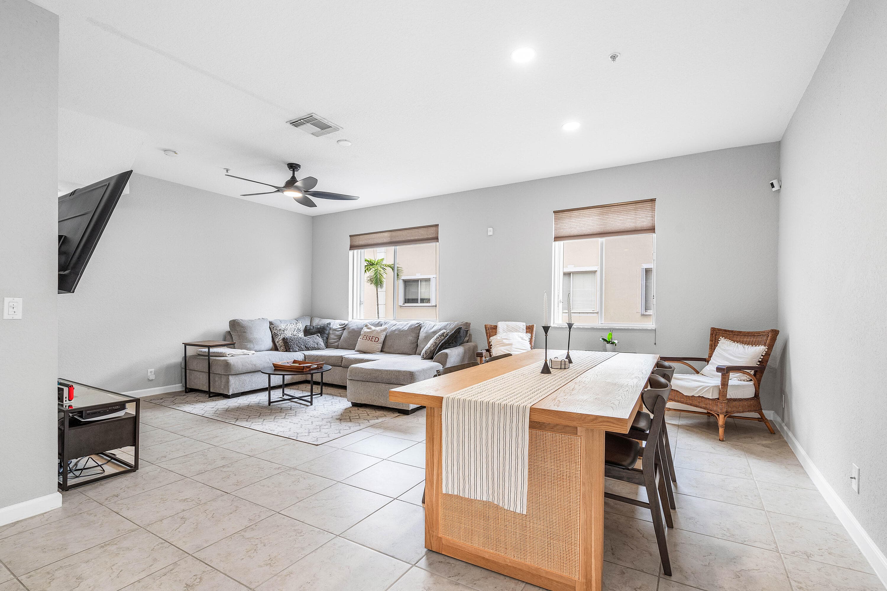 2897 S Greenleaf Circle, Boynton Beach, FL 33426 — photo 5 of 31