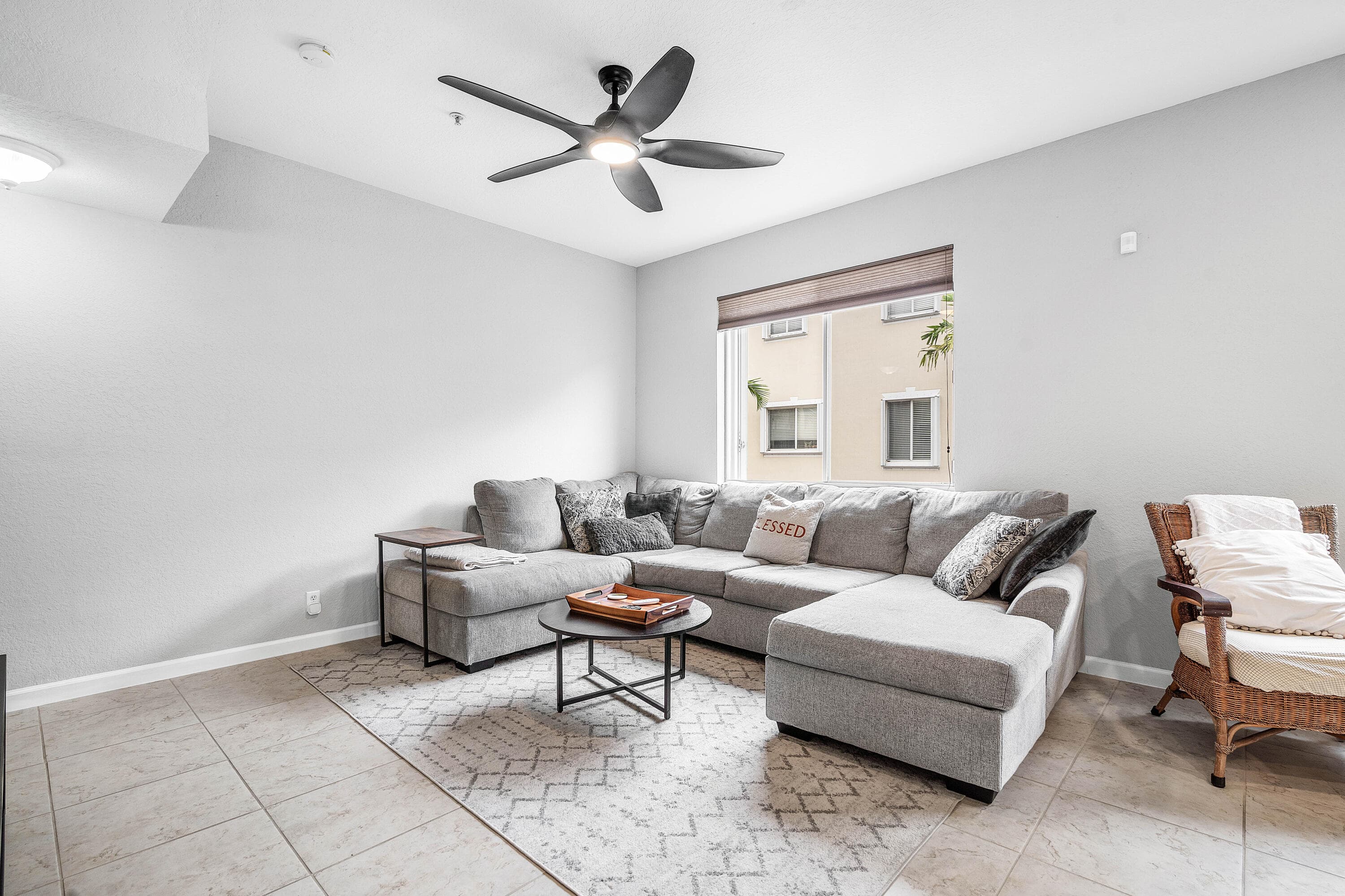 2897 S Greenleaf Circle, Boynton Beach, FL 33426 — photo 12 of 31