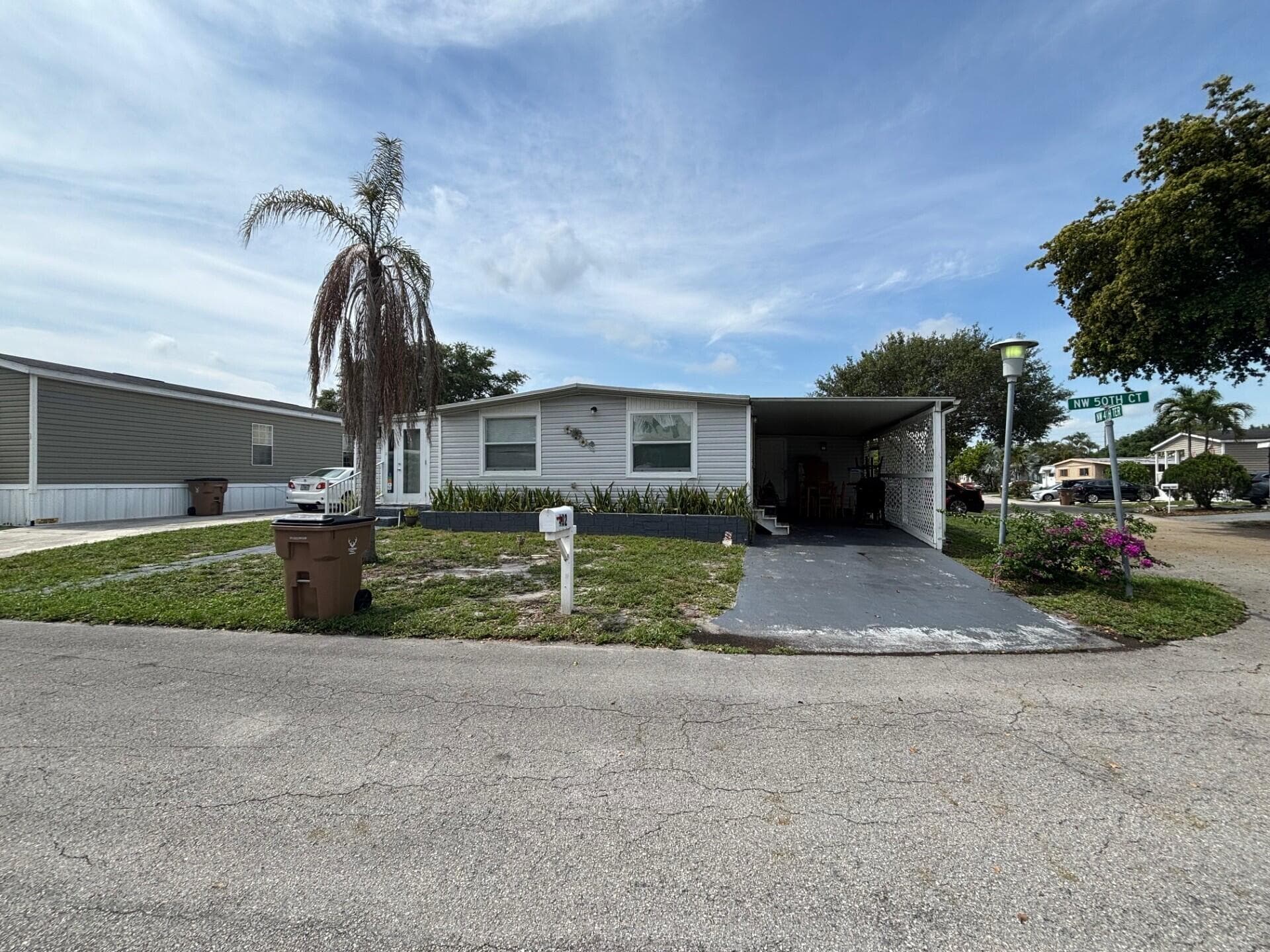 402 NW Nw 50th Court NW, Deerfield Beach, FL 33064 — photo 3 of 28
