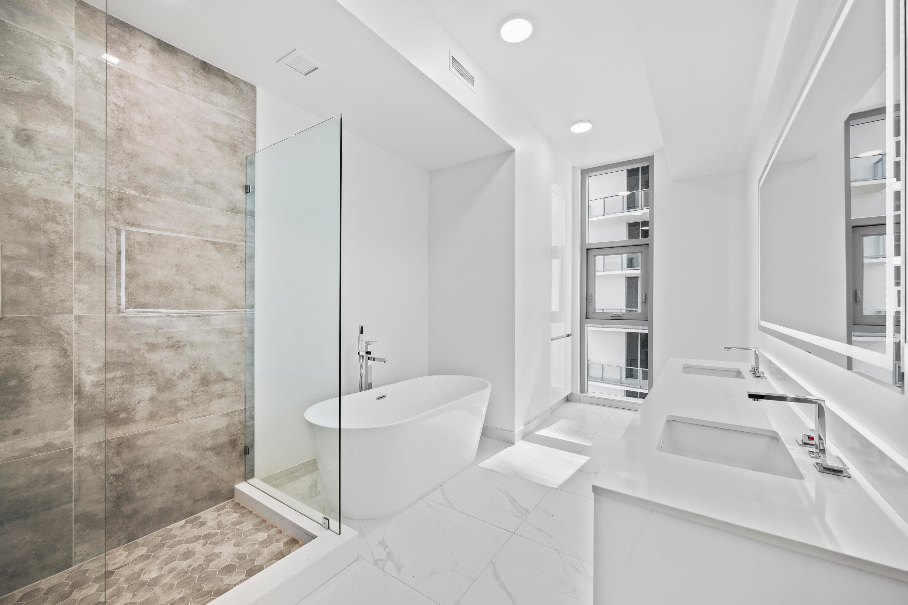 220 Lake Shore Drive 1202, Lake Park, FL 33403 — photo 13 of 37