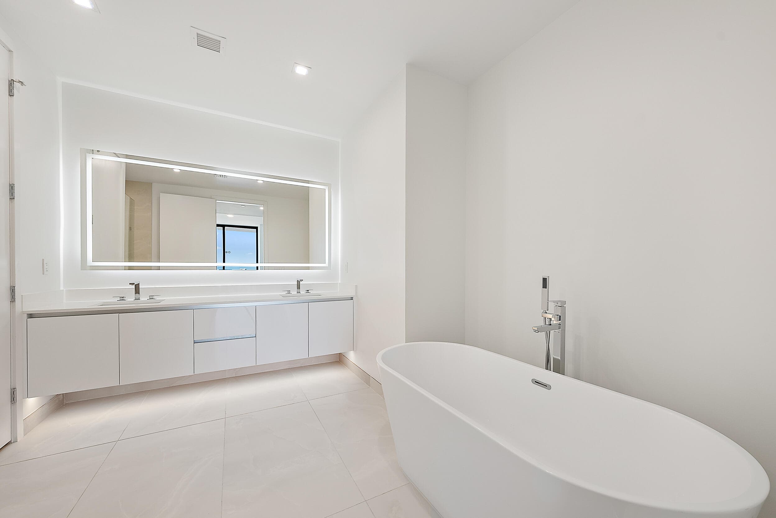220 Lake Shore Drive N-1521, Lake Park, FL 33403 — photo 16 of 56