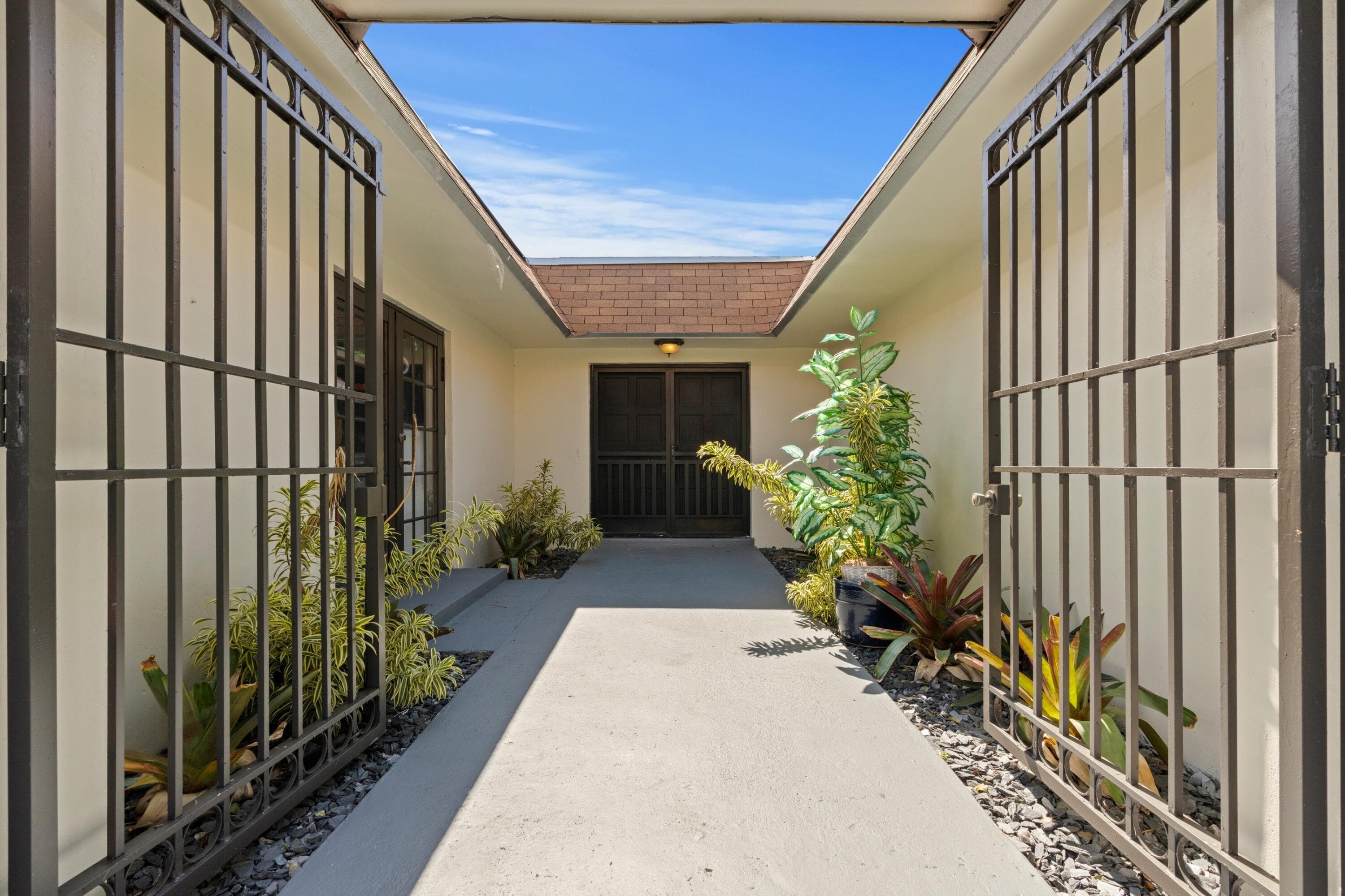 486 NW 1st Street, Boca Raton, FL 33432 — photo 29 of 48