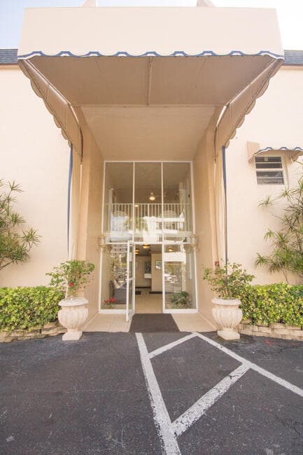 3575 S Ocean Boulevard 408, South Palm Beach, FL 33480 — photo 25 of 30