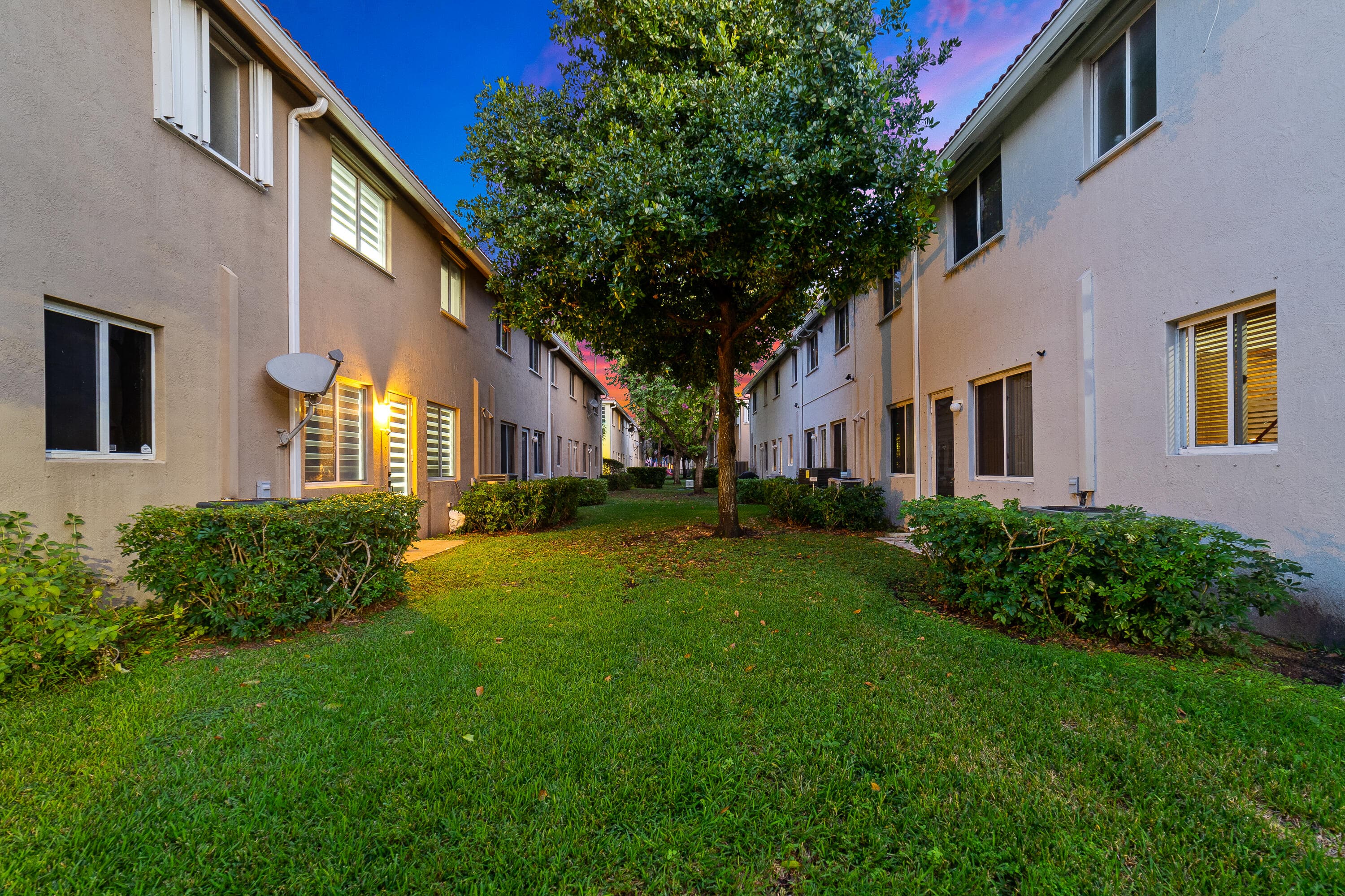 21105 NW 14th Place 4, Miami Gardens, FL 33169 — photo 51 of 66