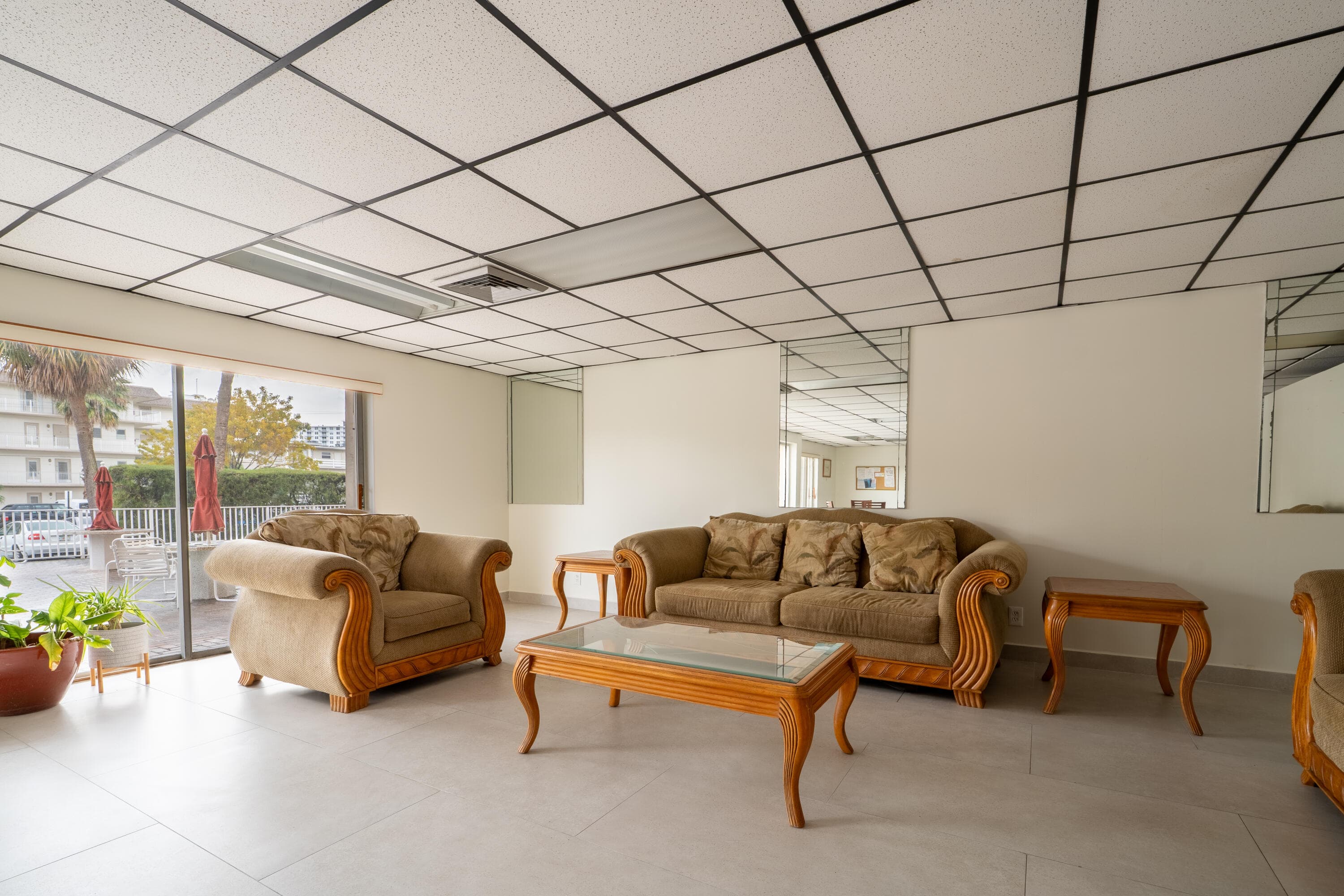 2200 E Hallandale Beach Boulevard 202, Hallandale Beach, FL 33009 — photo 9 of 28