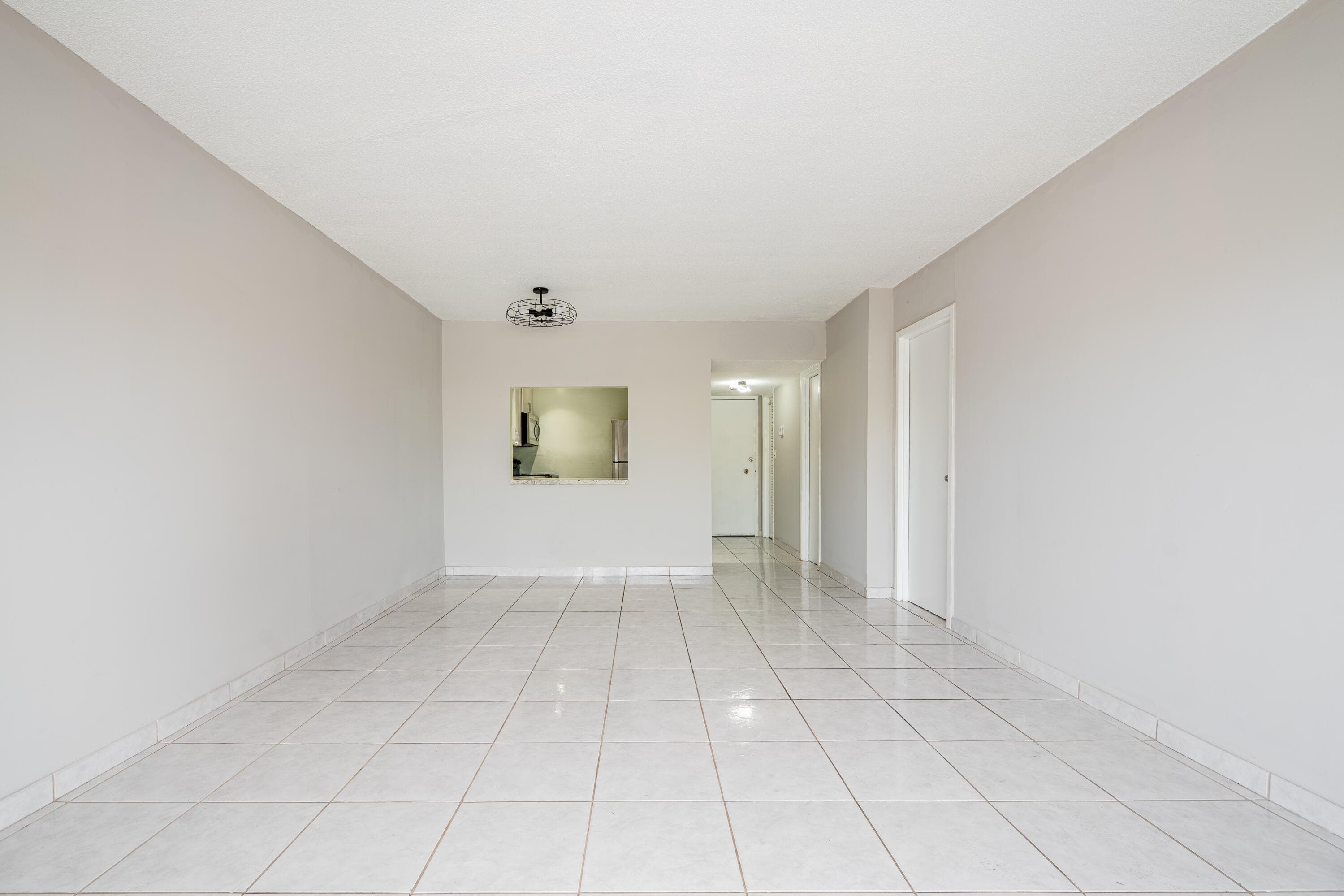 2200 E Hallandale Beach Boulevard 202, Hallandale Beach, FL 33009 — photo 22 of 28