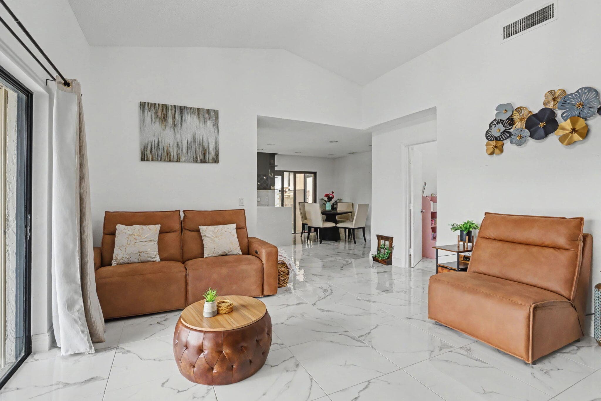 17 Columbia Court, Deerfield Beach, FL 33442 — photo 9 of 43