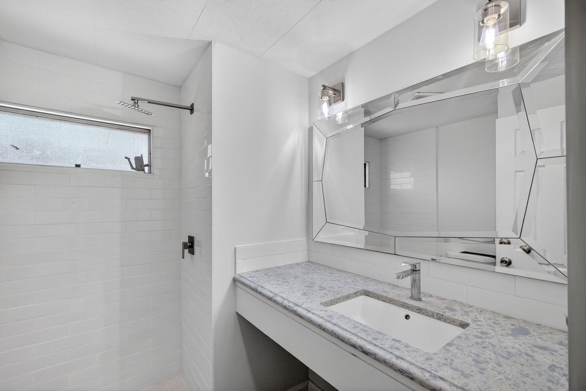 8420 SE Eagle Avenue, Hobe Sound, FL 33455 — photo 13 of 56