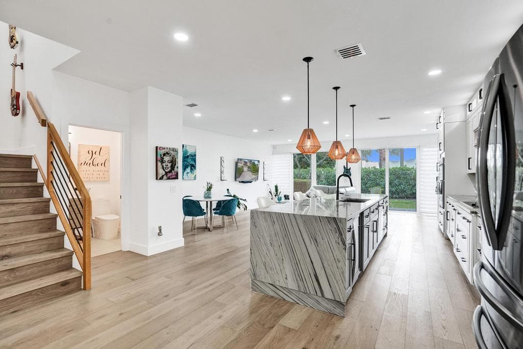 6800 Via Regina, Boca Raton, FL 33433 — photo 6 of 58