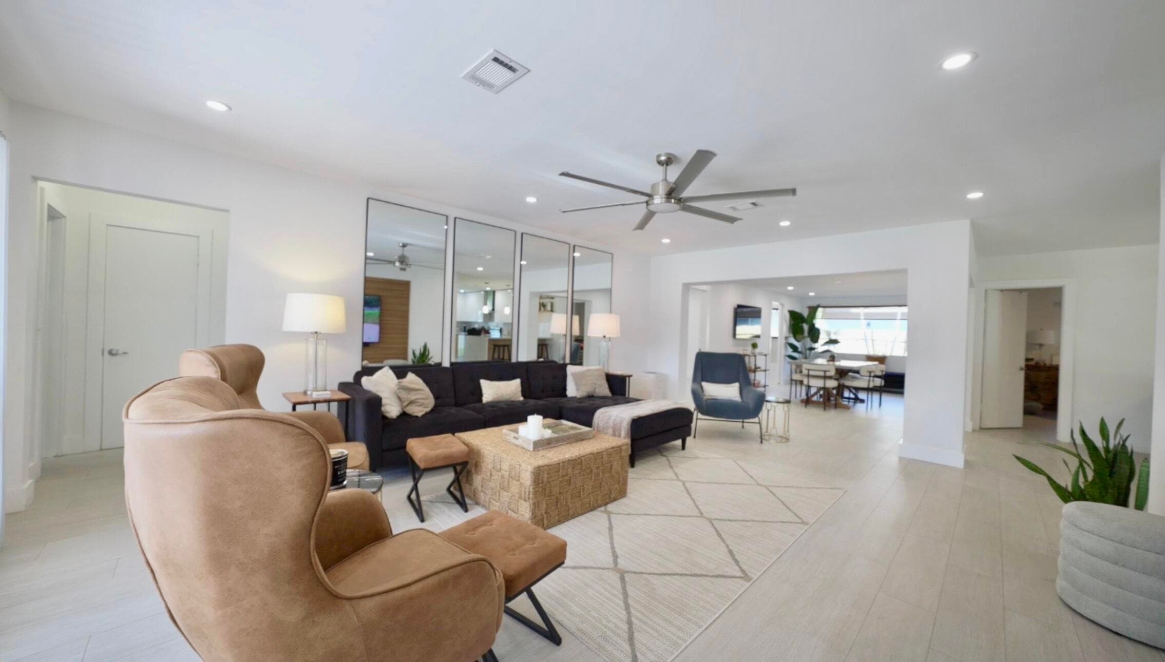 871 NE 27th Avenue, Pompano Beach, FL 33062 — photo 1 of 24