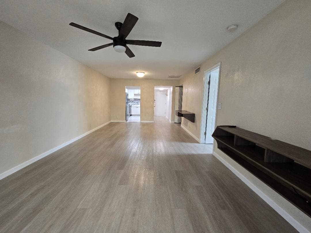 126 Sparrow Drive 22a, Royal Palm Beach, FL 33411 — photo 11 of 52