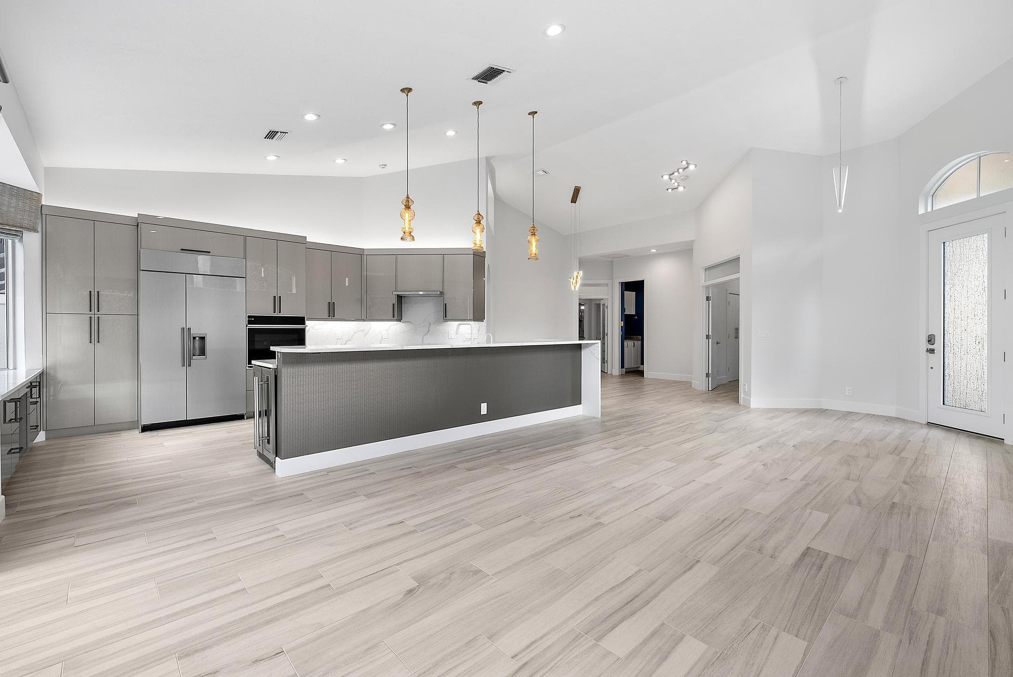 8110 Sandpiper Way, West Palm Beach, FL 33412 — photo 12 of 68