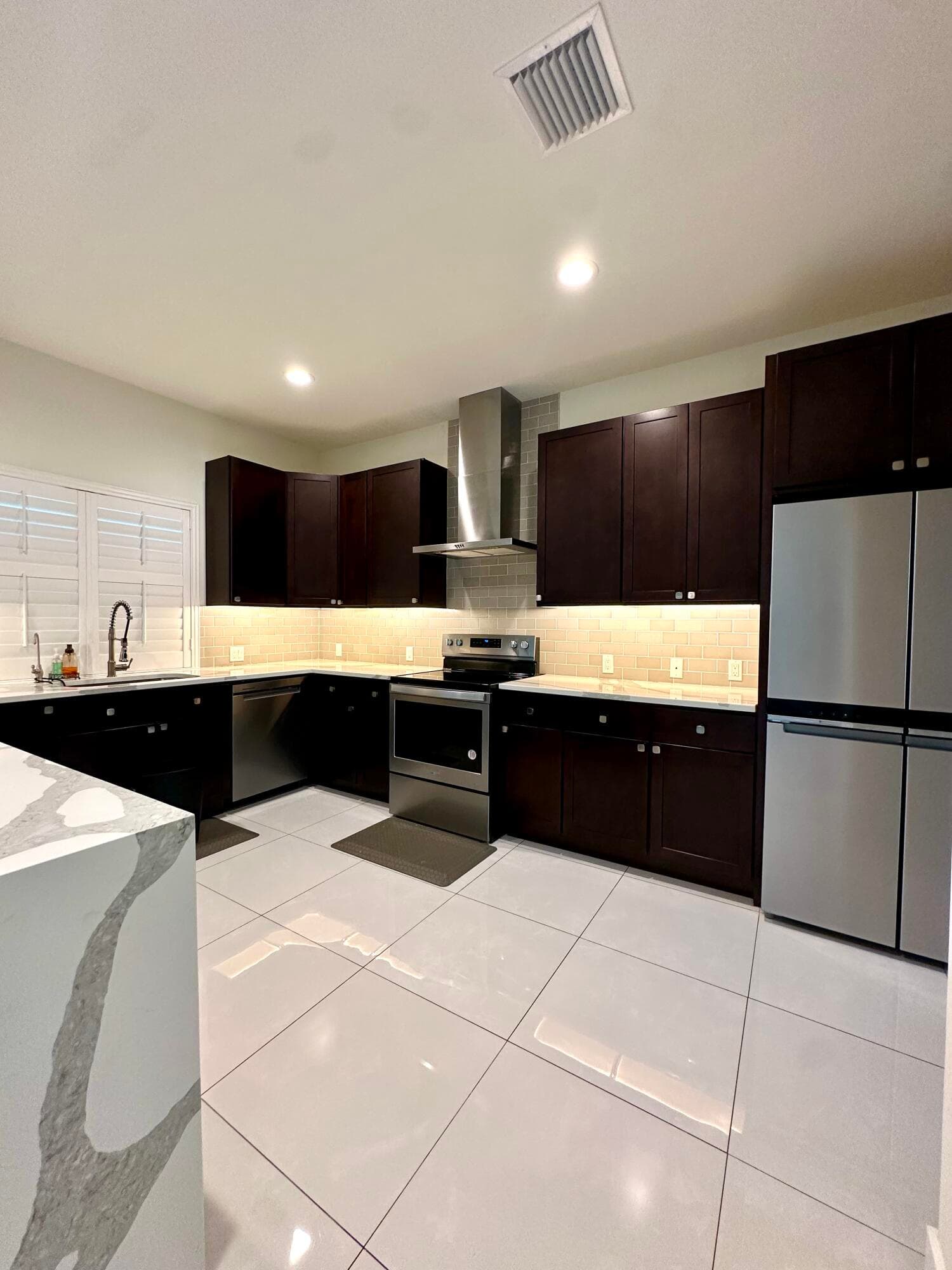 1159 SW Edinburgh Drive, Port St. Lucie, FL 34953 — photo 2 of 22