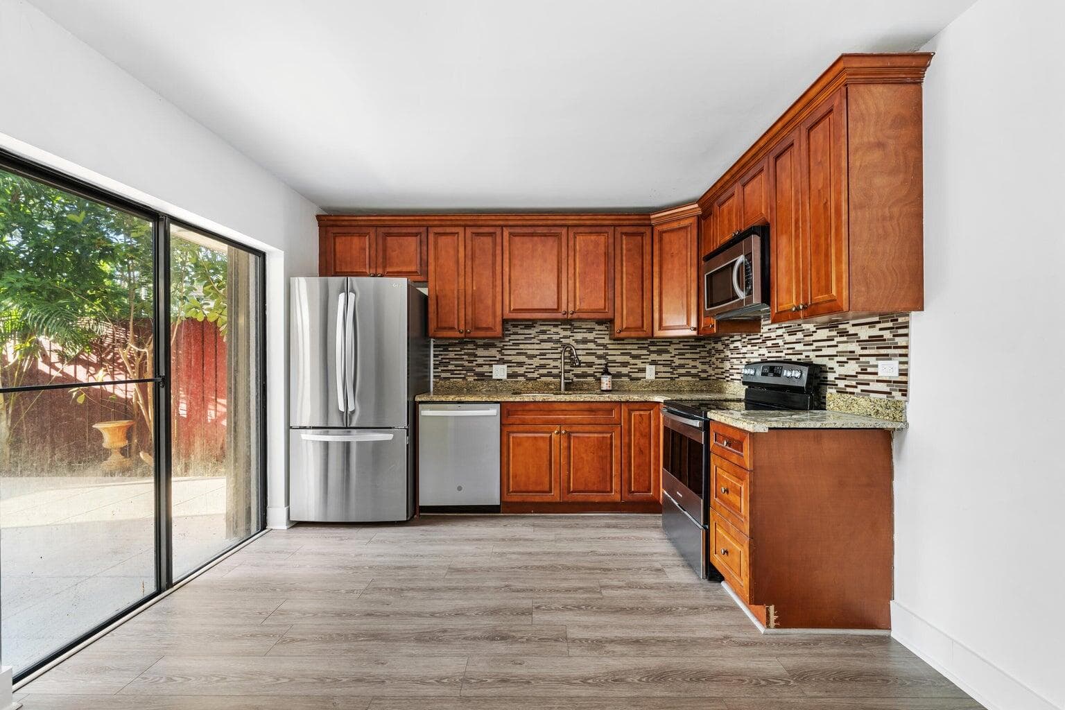1700 Embassy Drive 708, West Palm Beach, FL 33401 — photo 20 of 36