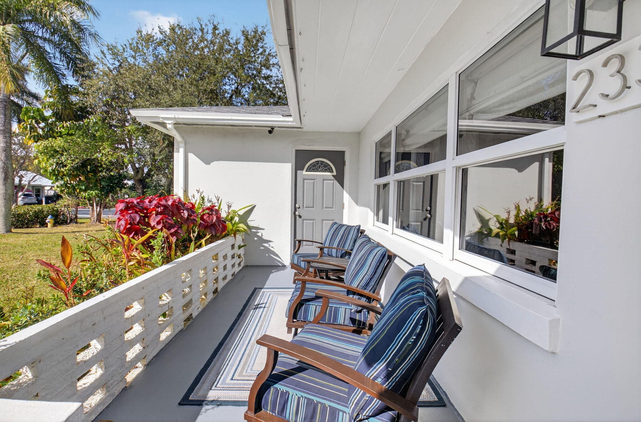 233 NE 12th Street NE, Delray Beach, FL 33444 — photo 9 of 55