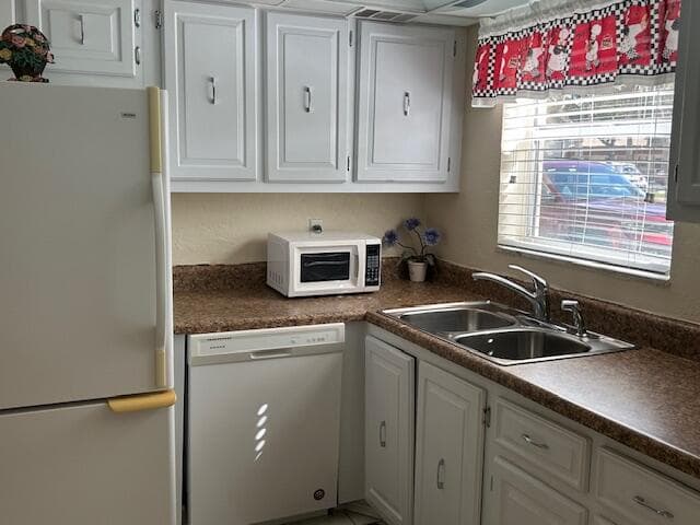 145 Lake Evelyn Drive, West Palm Beach, FL 33411 — photo 5 of 39