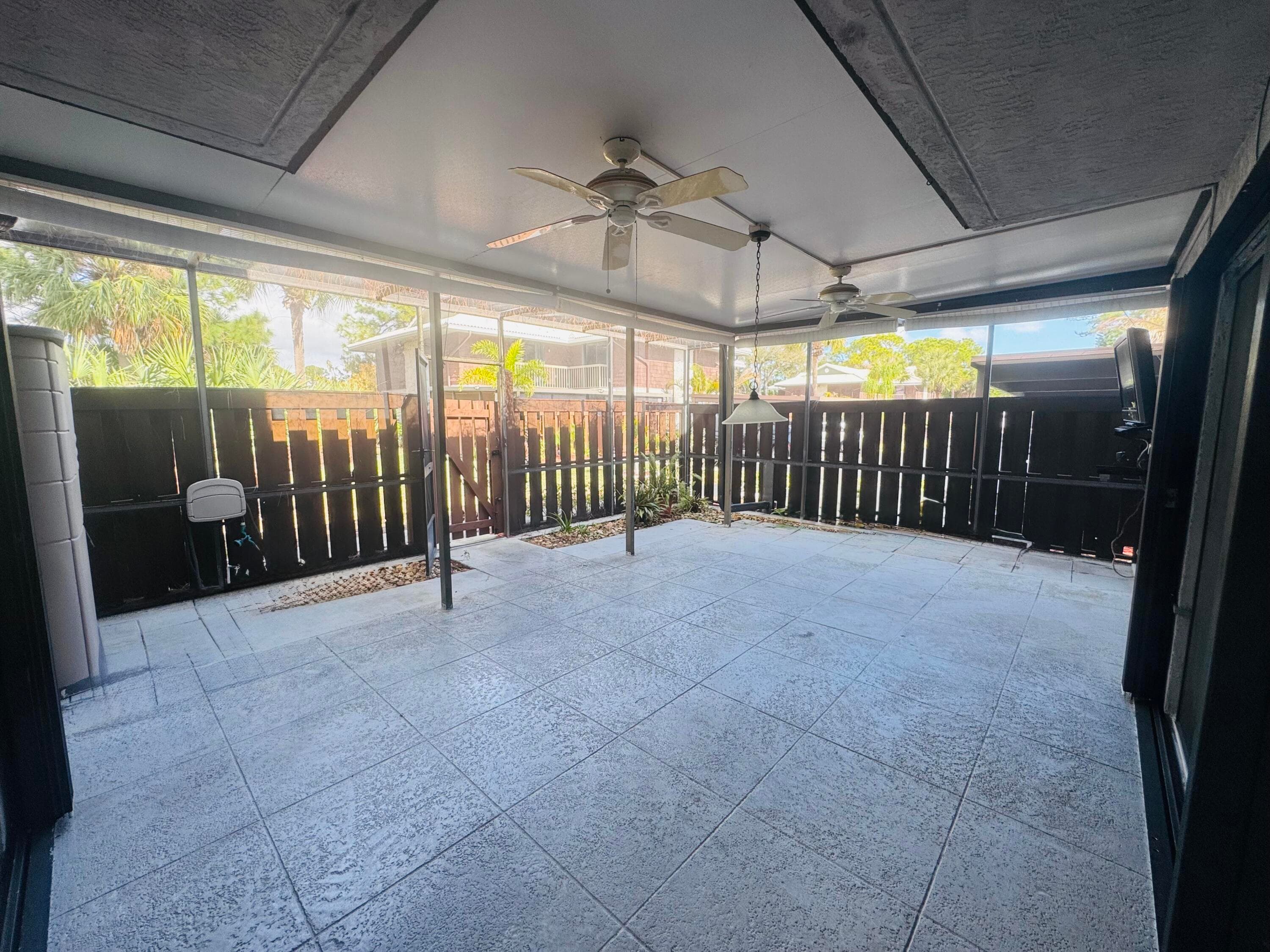604 SE Castle Court D, Port St. Lucie, FL 34952 — photo 25 of 25
