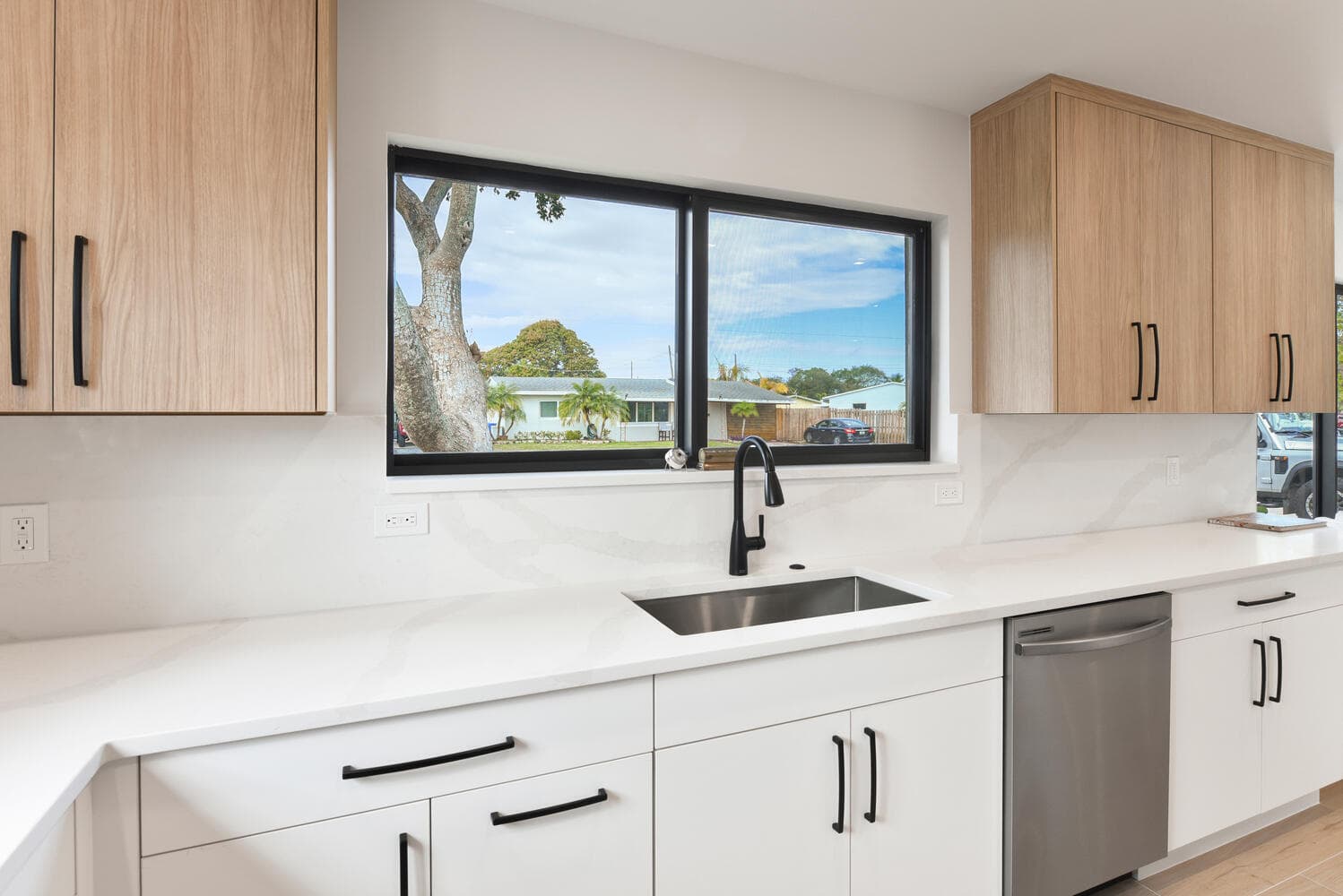 1320 S Deerfield Avenue, Deerfield Beach, FL 33441 — photo 14 of 27