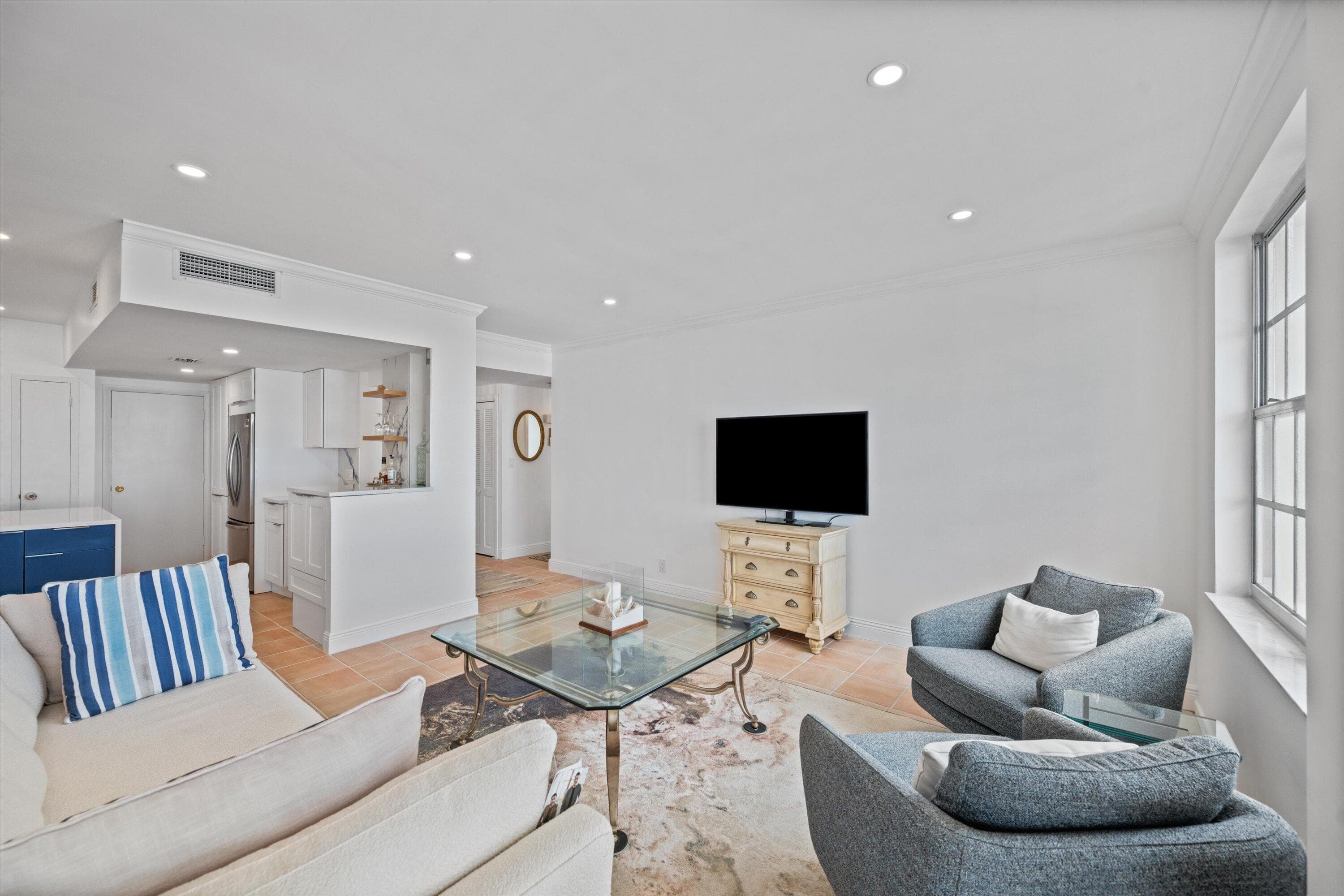 3475 S Ocean Boulevard 715, Palm Beach, FL 33480 — photo 7 of 29