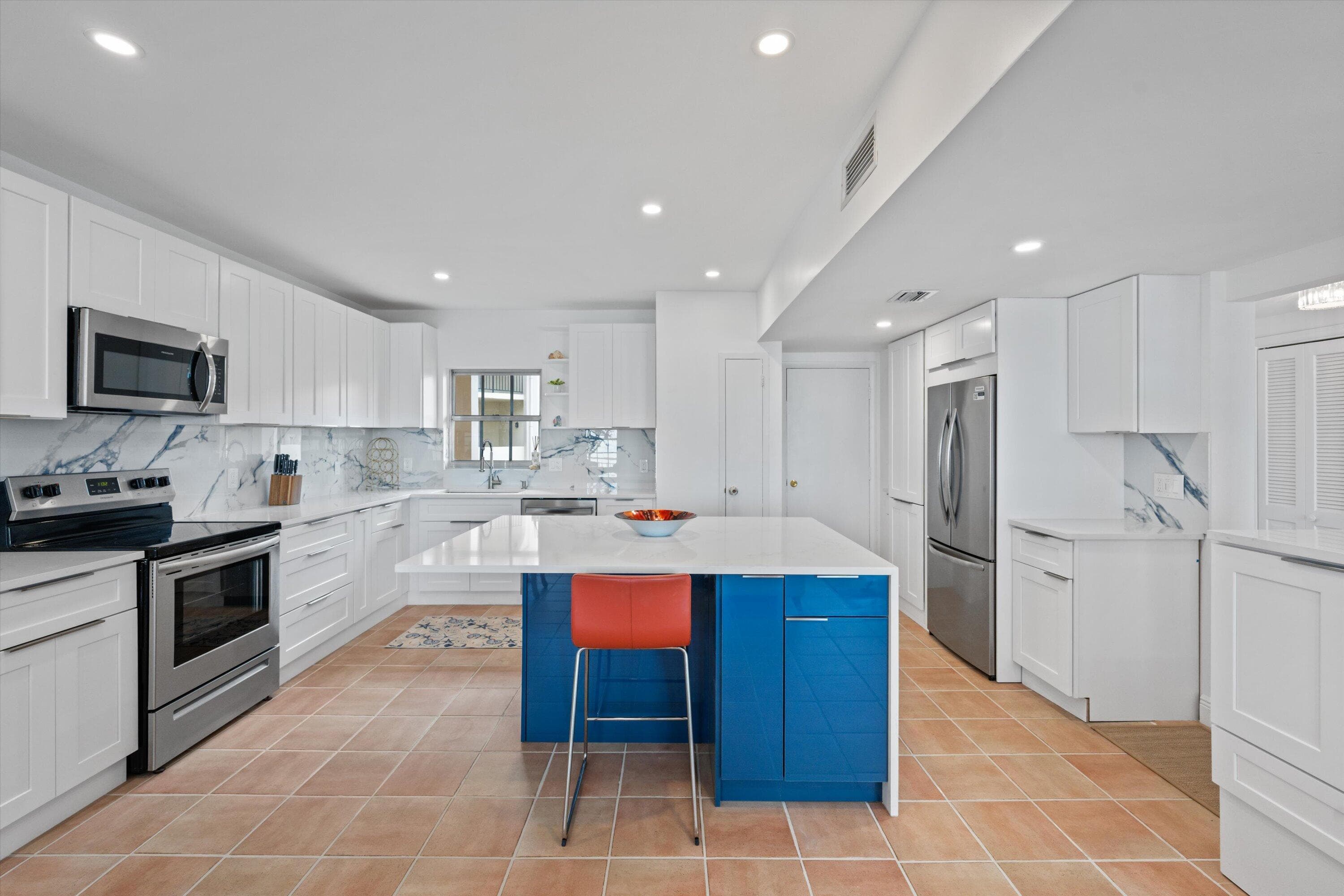 3475 S Ocean Boulevard 715, Palm Beach, FL 33480 — photo 10 of 29