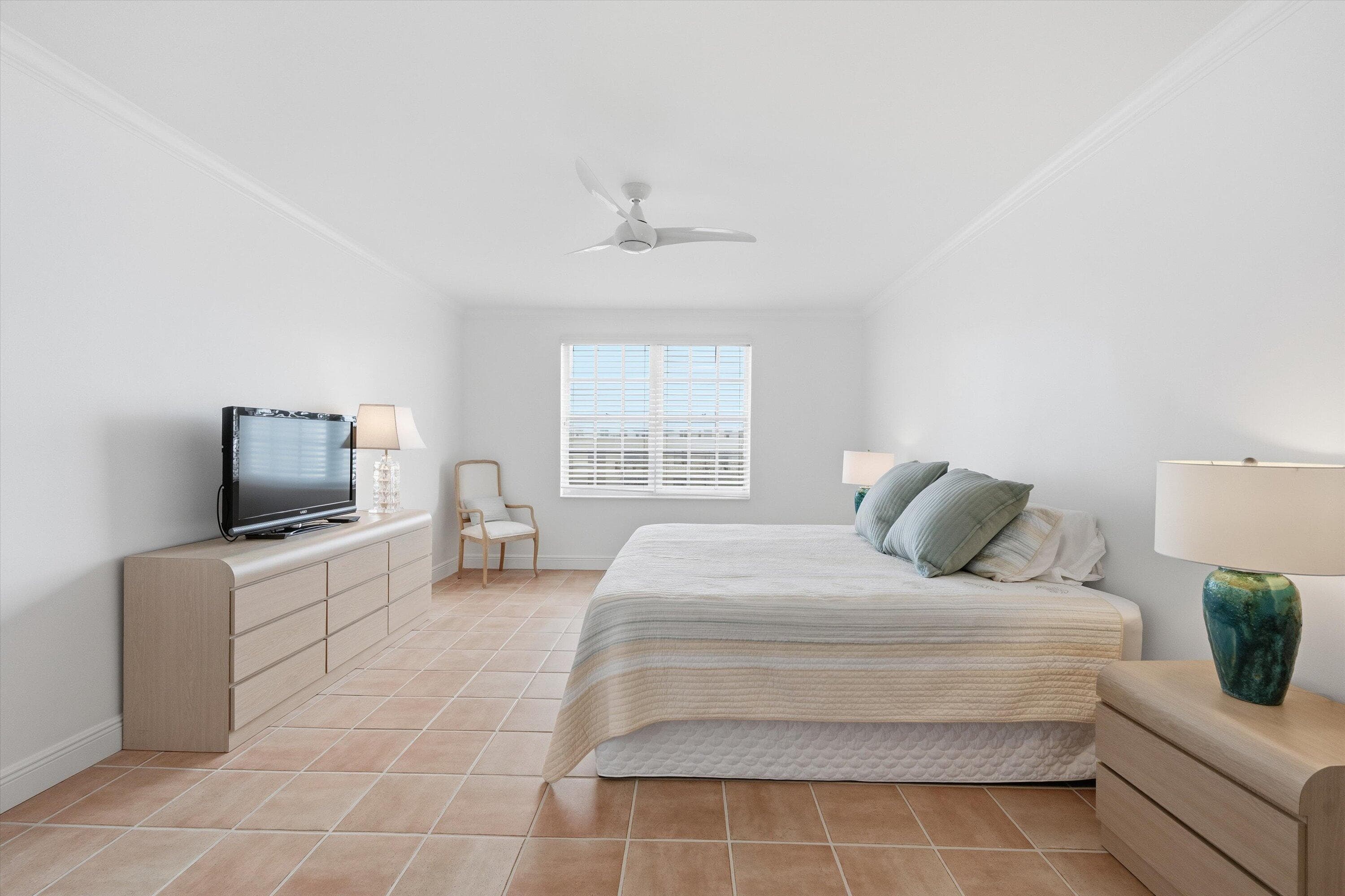 3475 S Ocean Boulevard 715, Palm Beach, FL 33480 — photo 14 of 29
