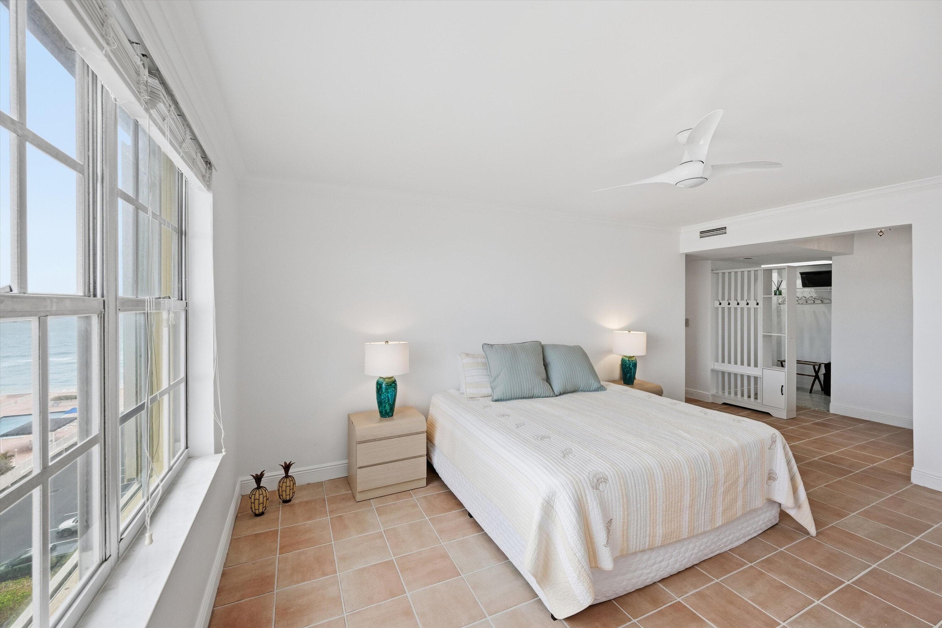 3475 S Ocean Boulevard 715, Palm Beach, FL 33480 — photo 15 of 29