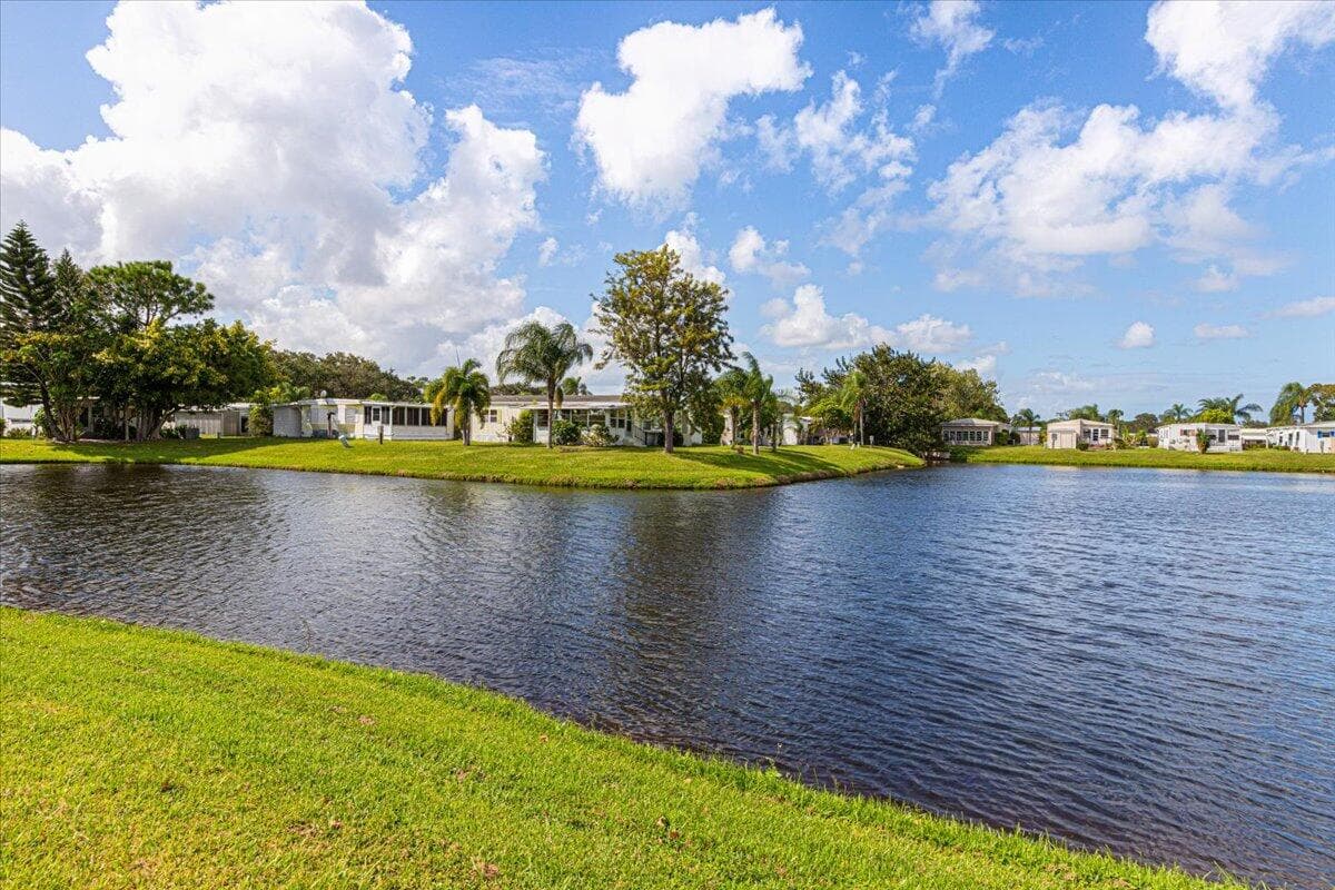 10 Juan Carlos Lane, Port St. Lucie, FL 34952 — photo 11 of 47