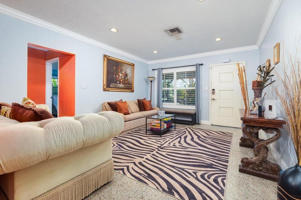 145 SE 3rd Avenue, Boynton Beach, FL 33435 — photo 4 of 31
