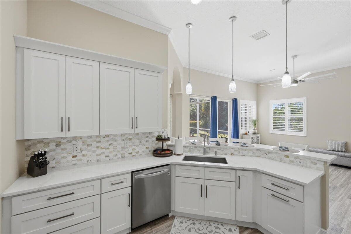 499 NW Blue Lake Drive, Port St. Lucie, FL 34986 — photo 6 of 44