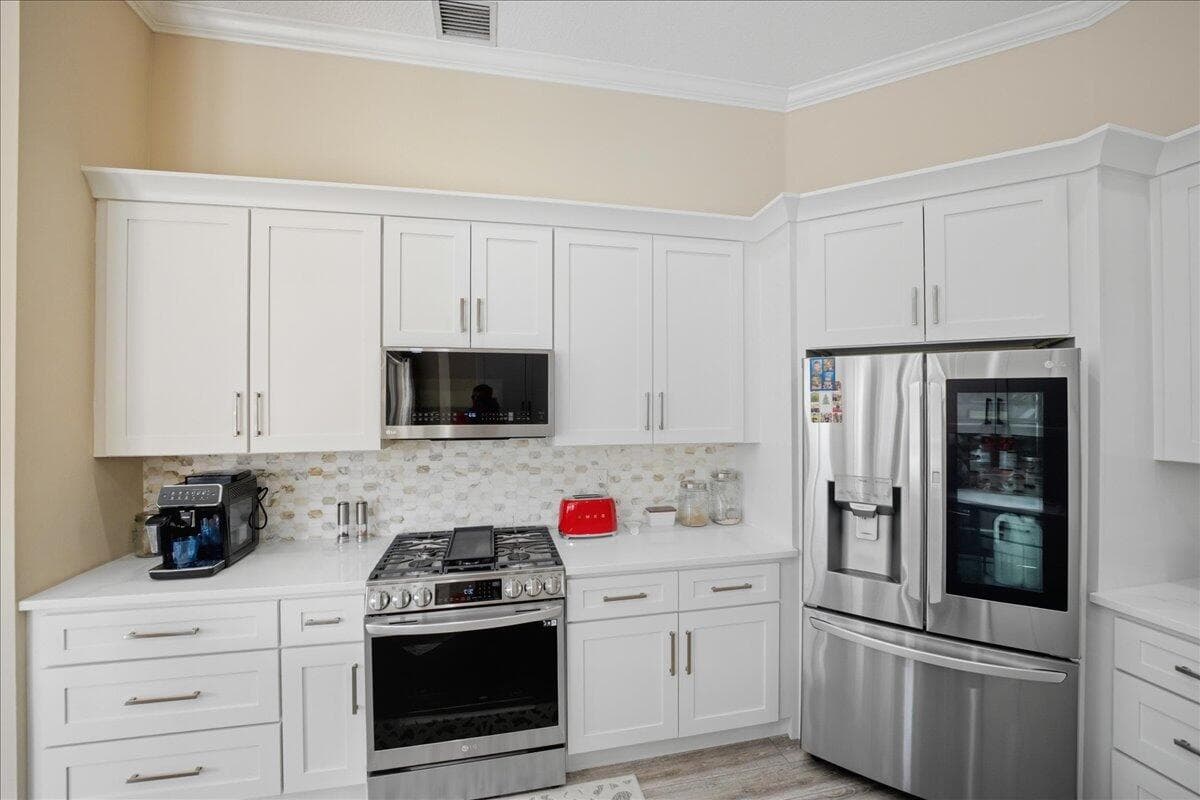 499 NW Blue Lake Drive, Port St. Lucie, FL 34986 — photo 4 of 44
