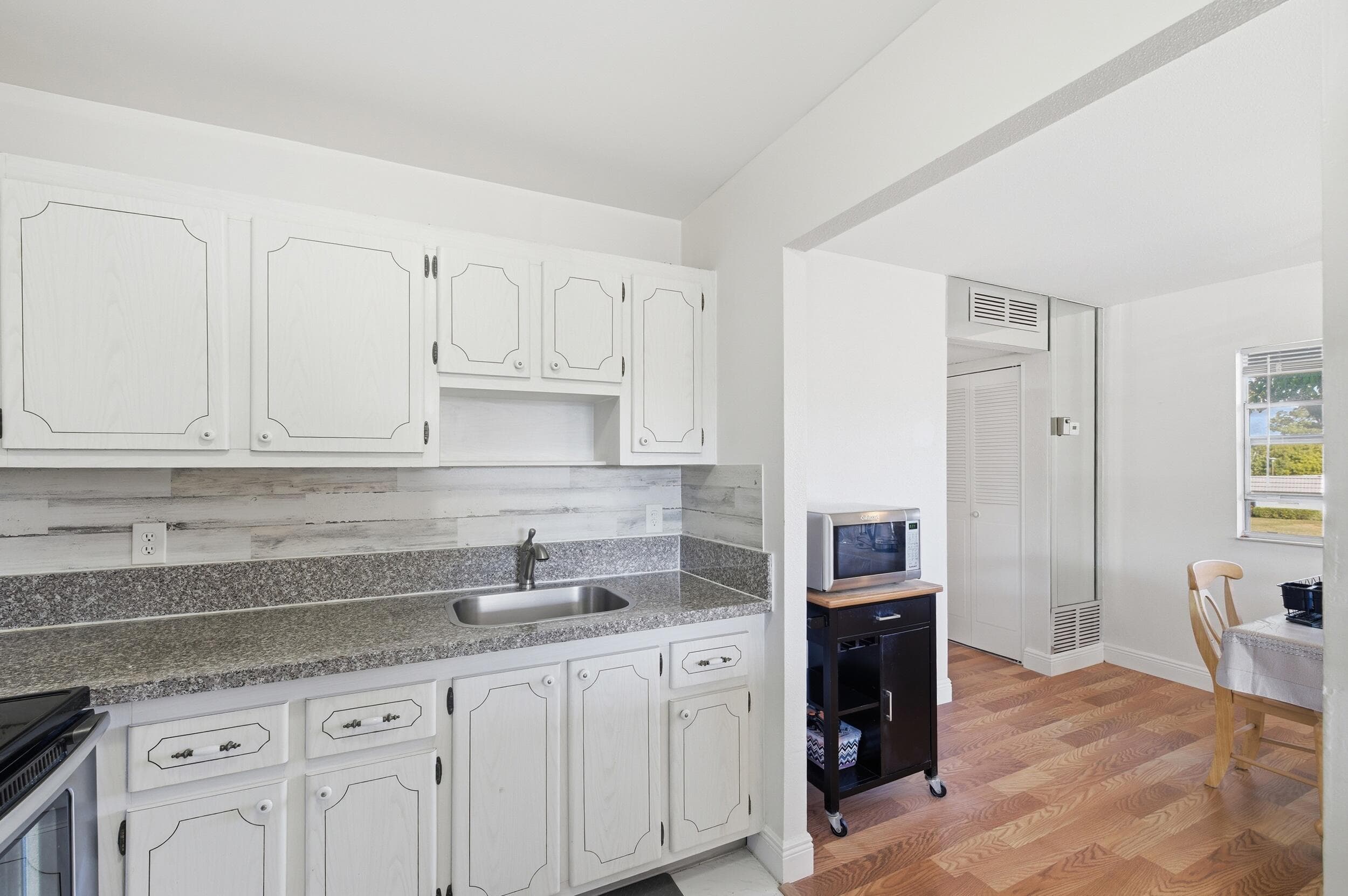 142 Monaco C, Delray Beach, FL 33446 — photo 11 of 23