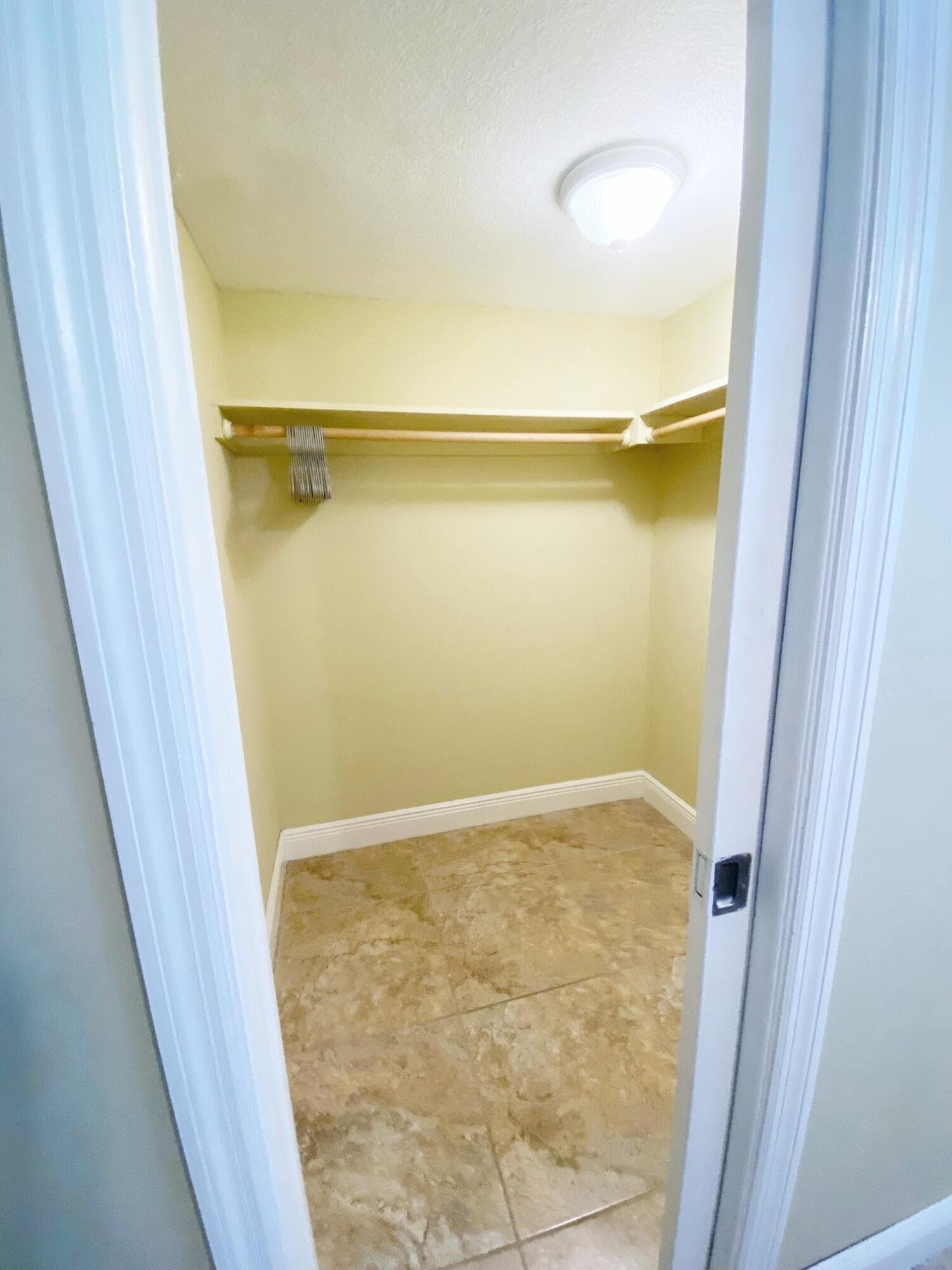 801 Hummingbird Way 205, North Palm Beach, FL 33408 — photo 13 of 27
