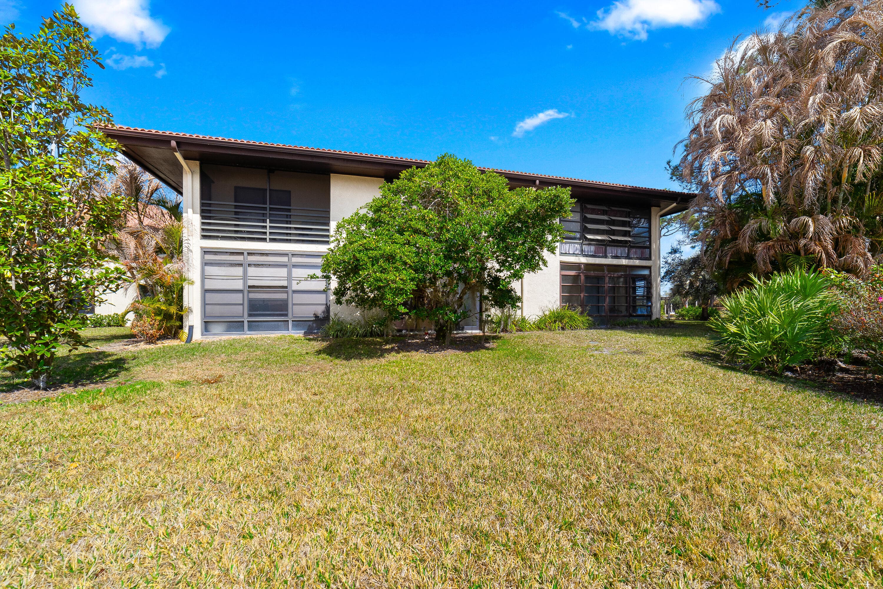 841 SW South River Drive 205, Stuart, FL 34997 — photo 23 of 39