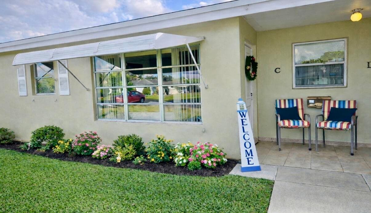 370 High Point Boulevard C, Delray Beach, FL 33445 — photo 1 of 41