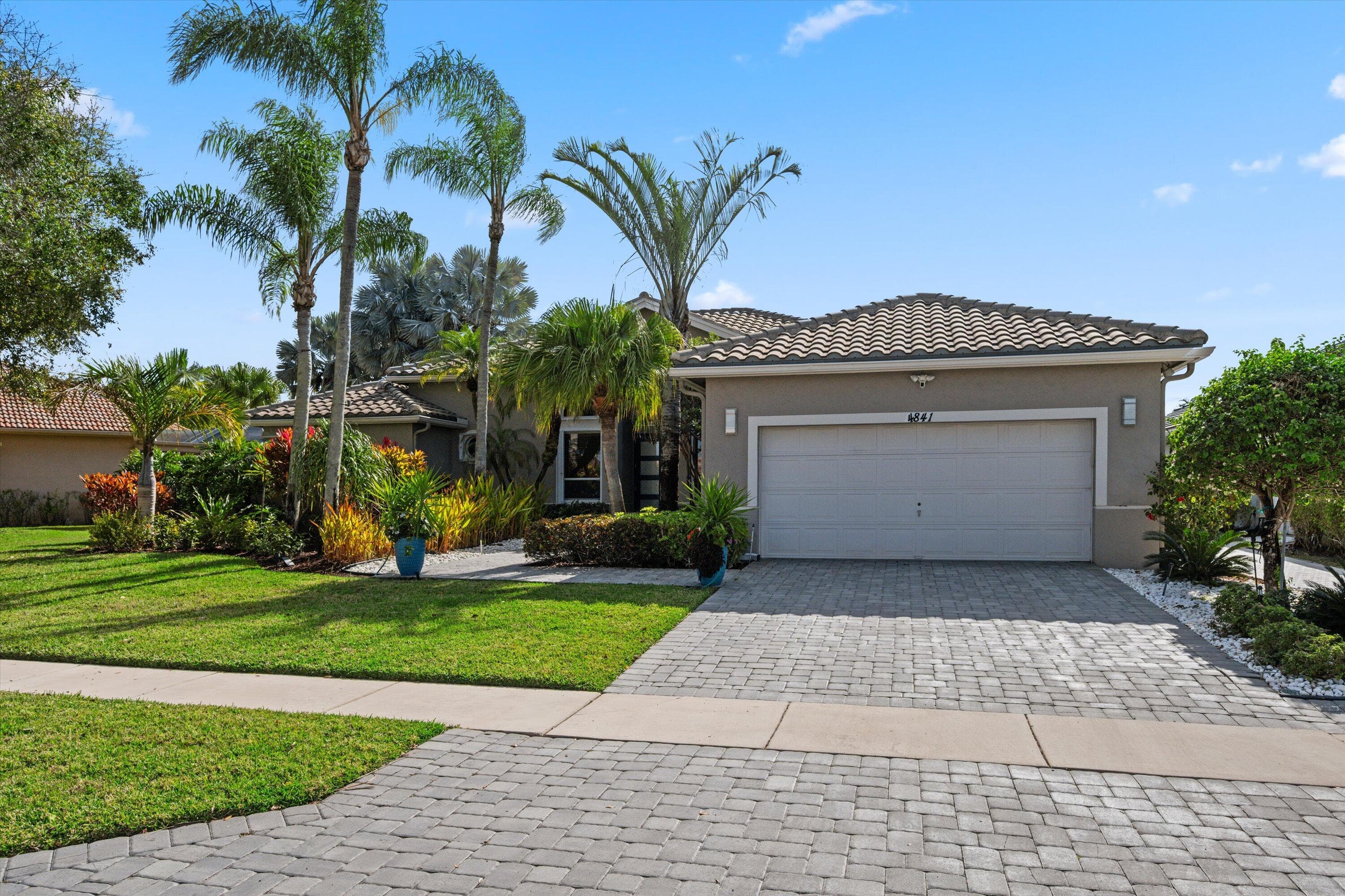 4841 Exeter Estate Lane, Lake Worth, FL 33449 — photo 2 of 60