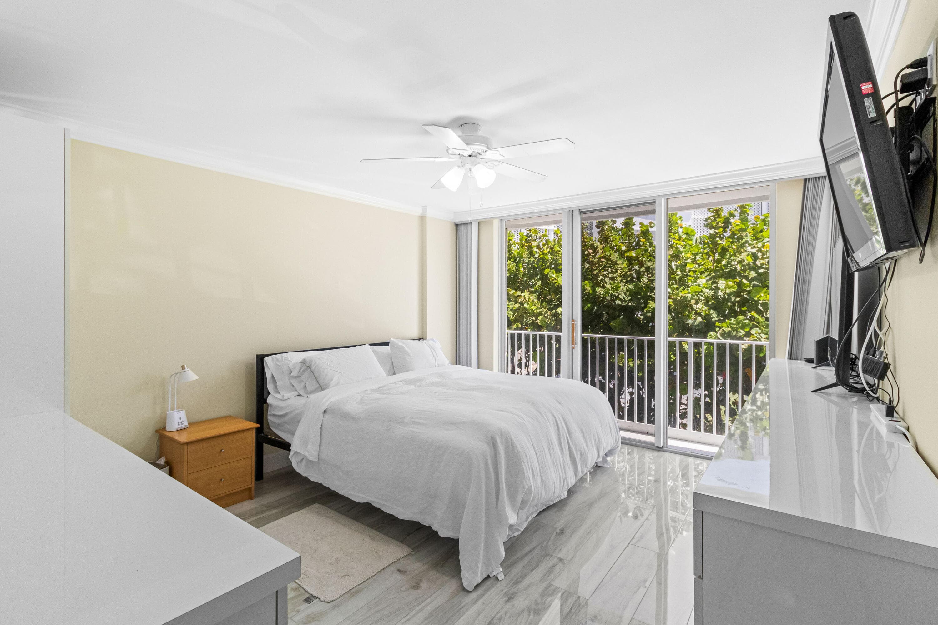 3580 S Ocean Boulevard 2a, South Palm Beach, FL 33480 — photo 10 of 16