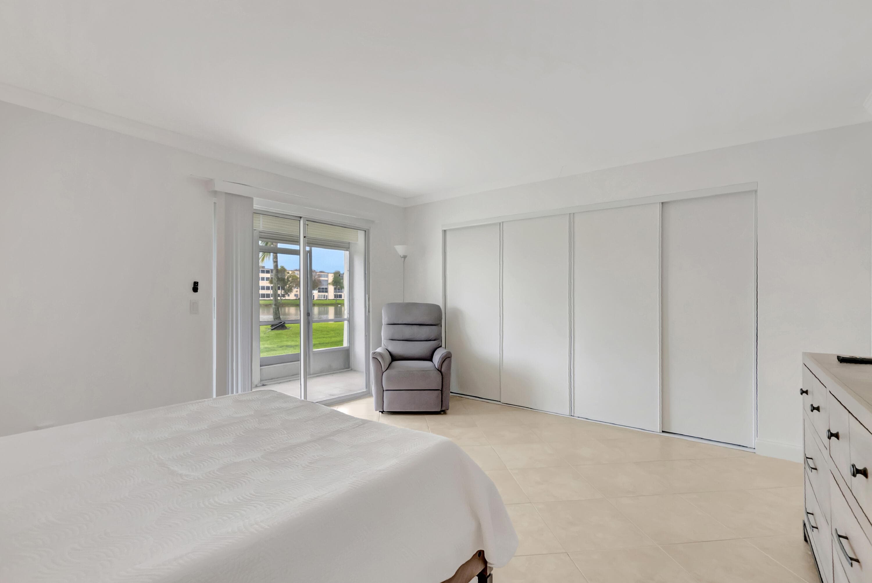 1072 Yarmouth D, Boca Raton, FL 33434 — photo 17 of 41