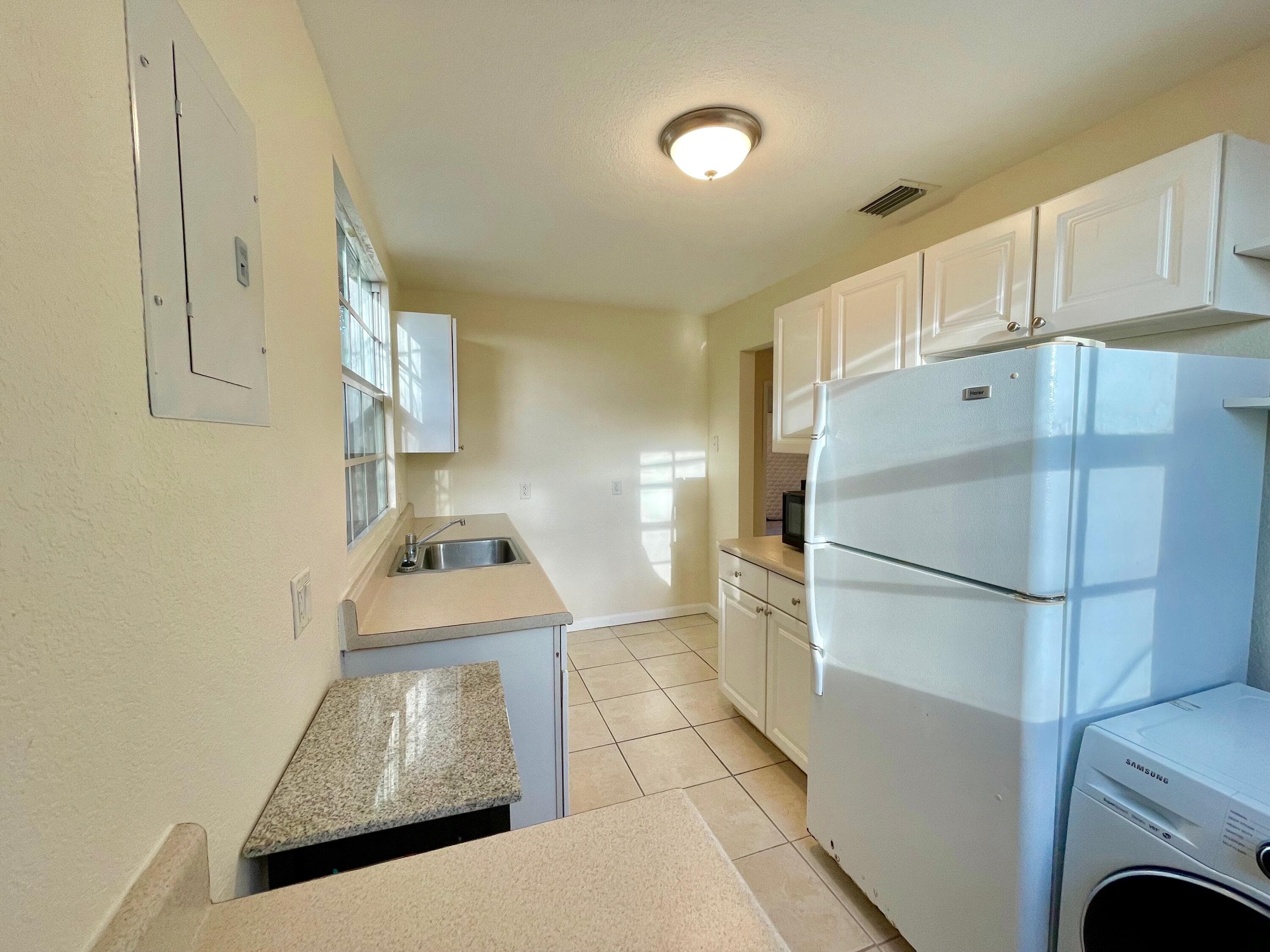 5555 Garden Avenue Sfh With A Detached Apt. Bldg., West Palm Beach, FL 33405 — photo 39 of 39