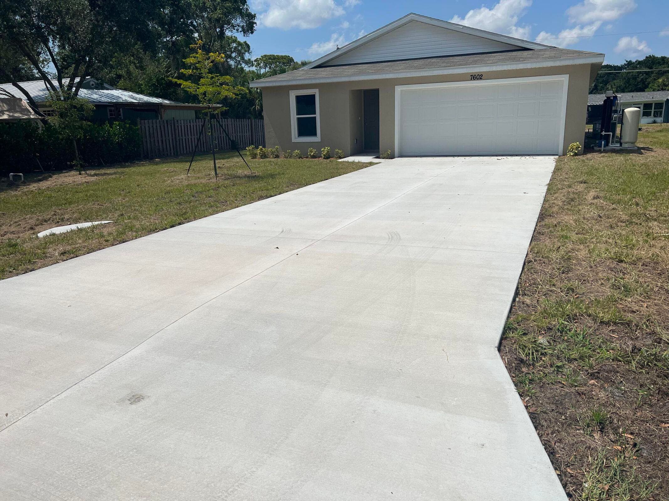 7602 Pensacola Road, Fort Pierce, FL 34951 — photo 1 of 10