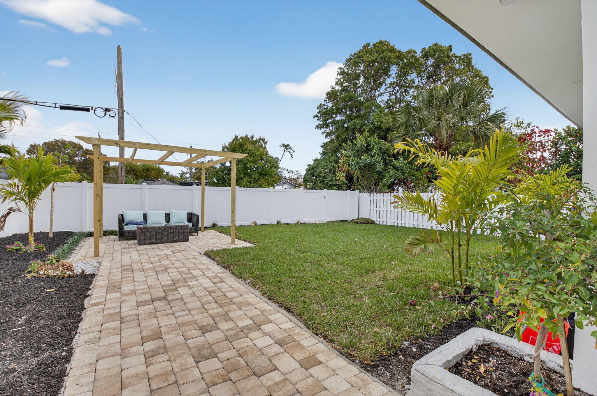341 SE 3rd Avenue, Delray Beach, FL 33483 — photo 19 of 20