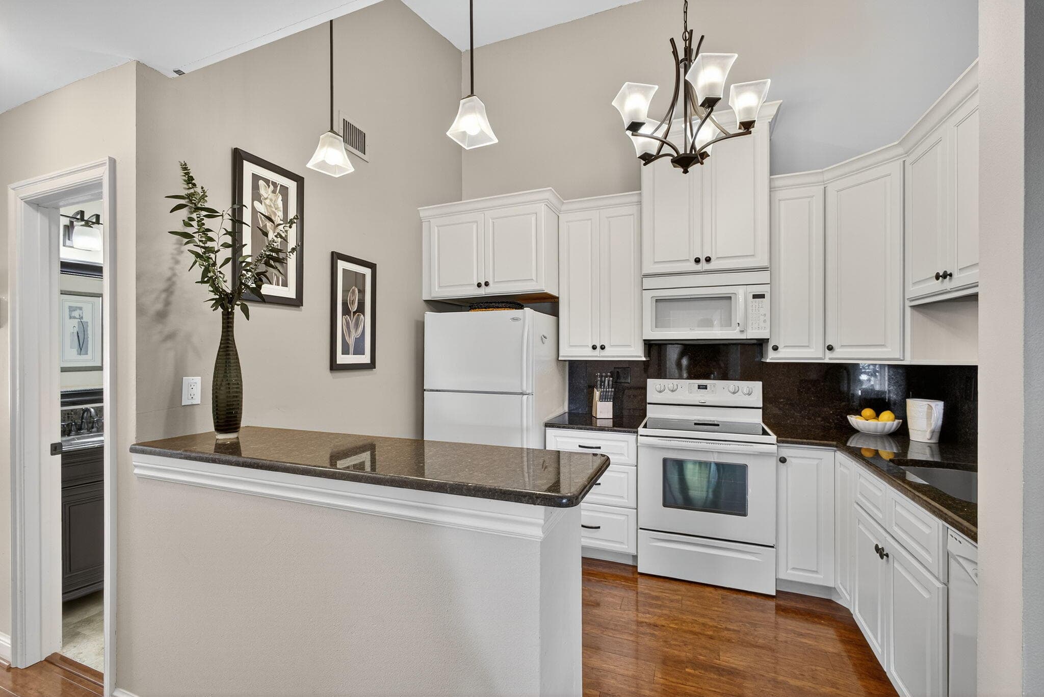 6485 Chasewood Drive G, Jupiter, FL 33458 — photo 1 of 38